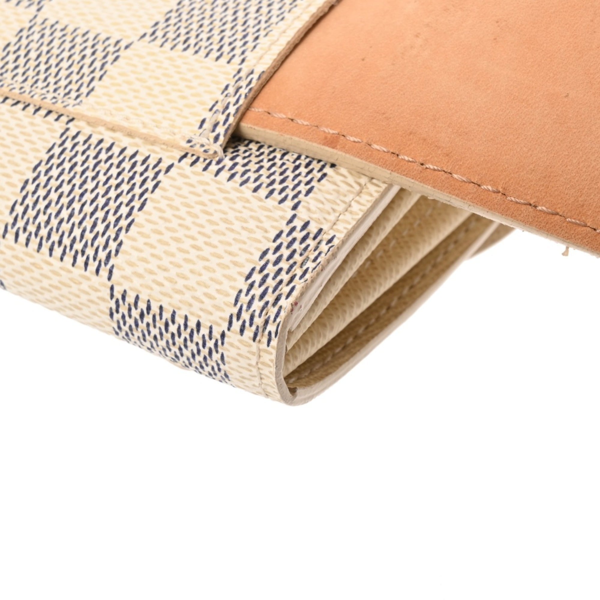 Louis Vuitton White Damier Azur Pochette (Pre-Owned)