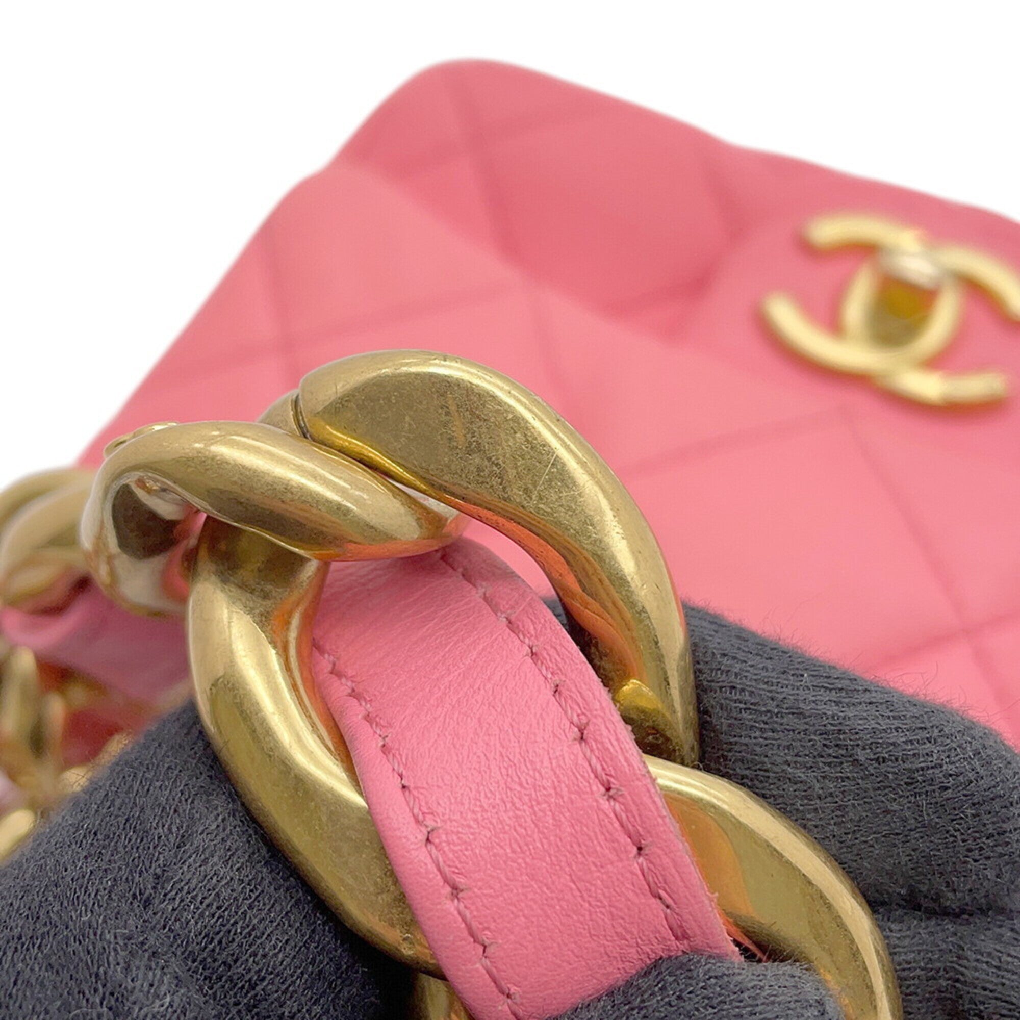 Chanel Pink Leather Handbag Shoulder Bag (Pre-Owned)