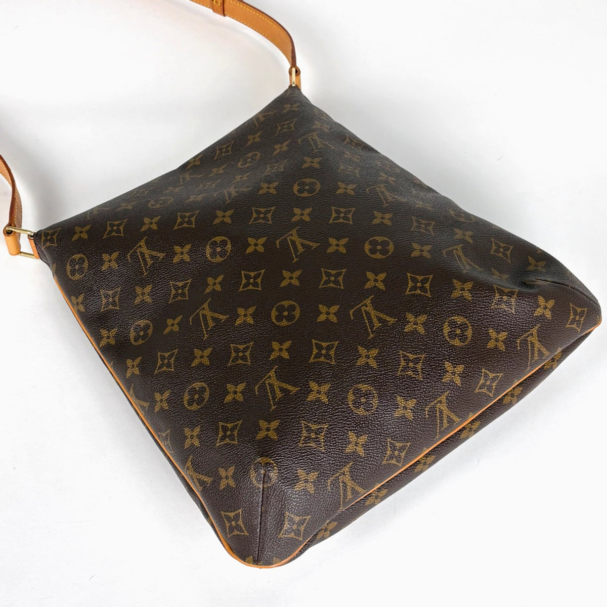 Louis Vuitton Brown Monogram Monogram Shoulder Bag (Pre-Owned)