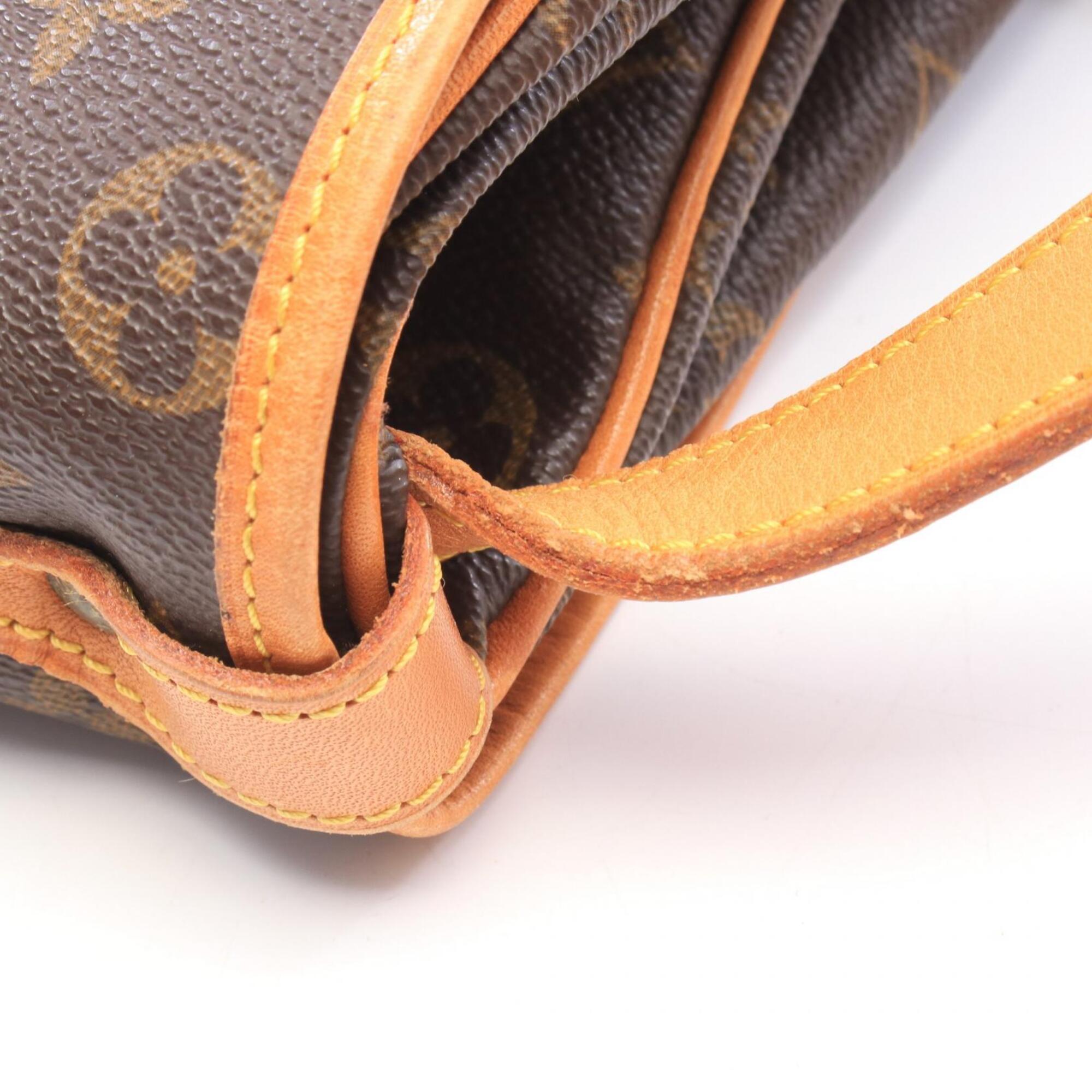Louis Vuitton Brown Coated Canvas Leather Handbag Shoulder Bag (Pre-Owned)
