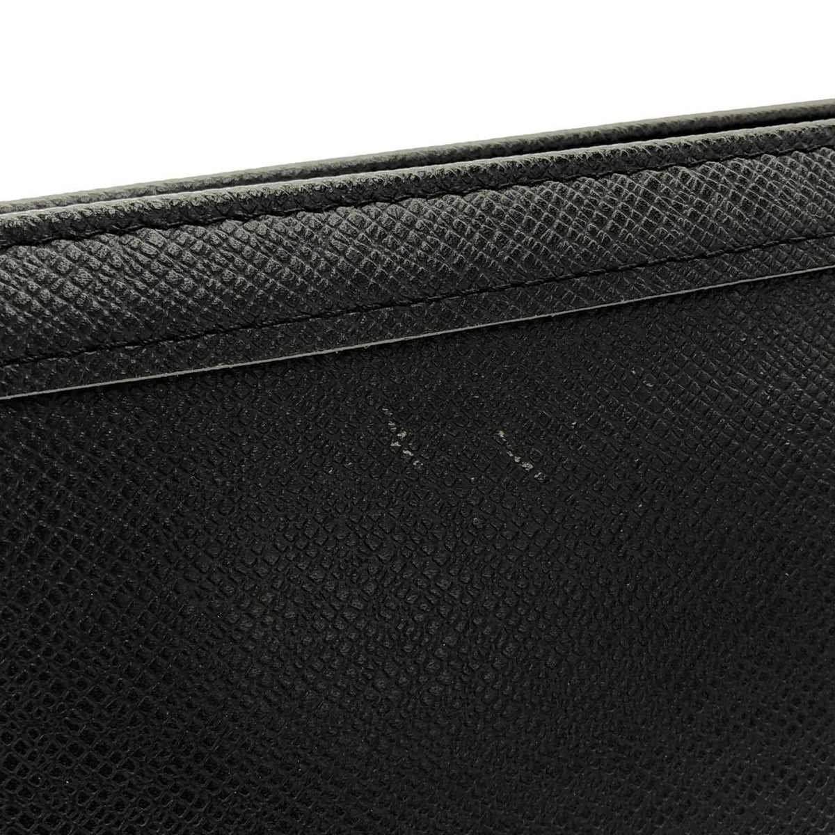 Louis Vuitton Black Leather Handbag Pochette (Pre-Owned)