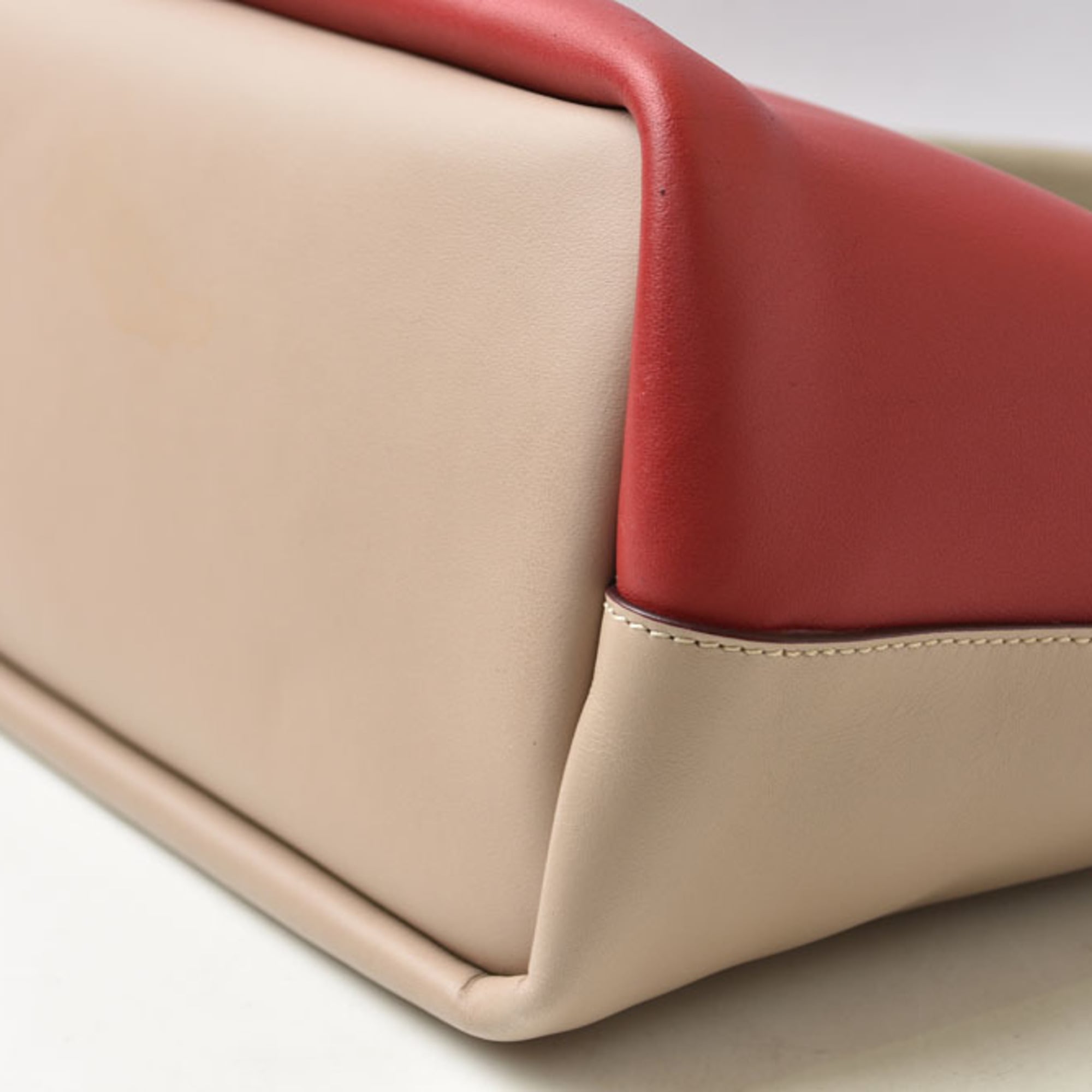 Chloé Beige Red Color Leather Handbag Tote Bag (Pre-Owned)