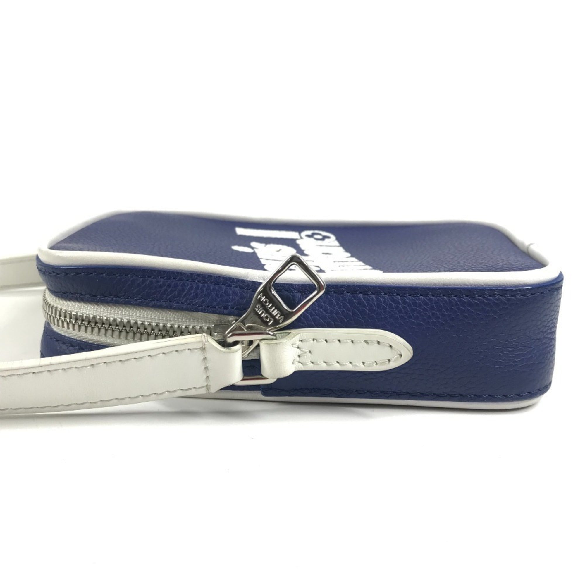 Louis Vuitton Blue White Leather Shoulder Bag (Pre-Owned)