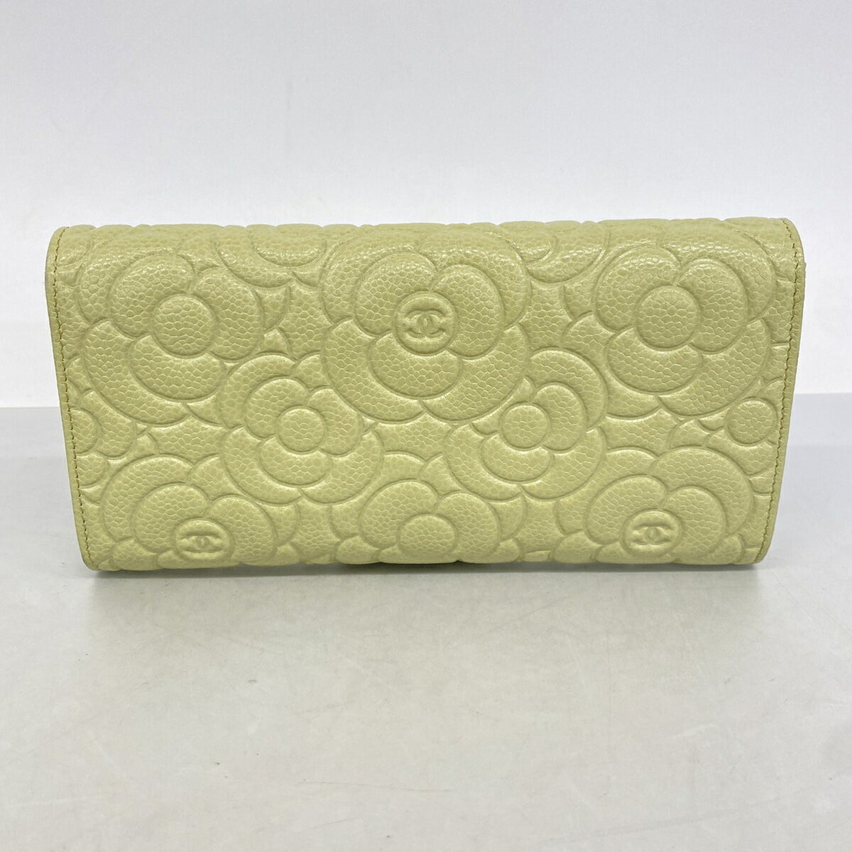 Chanel Green Grained Calfskin Long Wallet (Bi-Fold) (Pre-Owned)