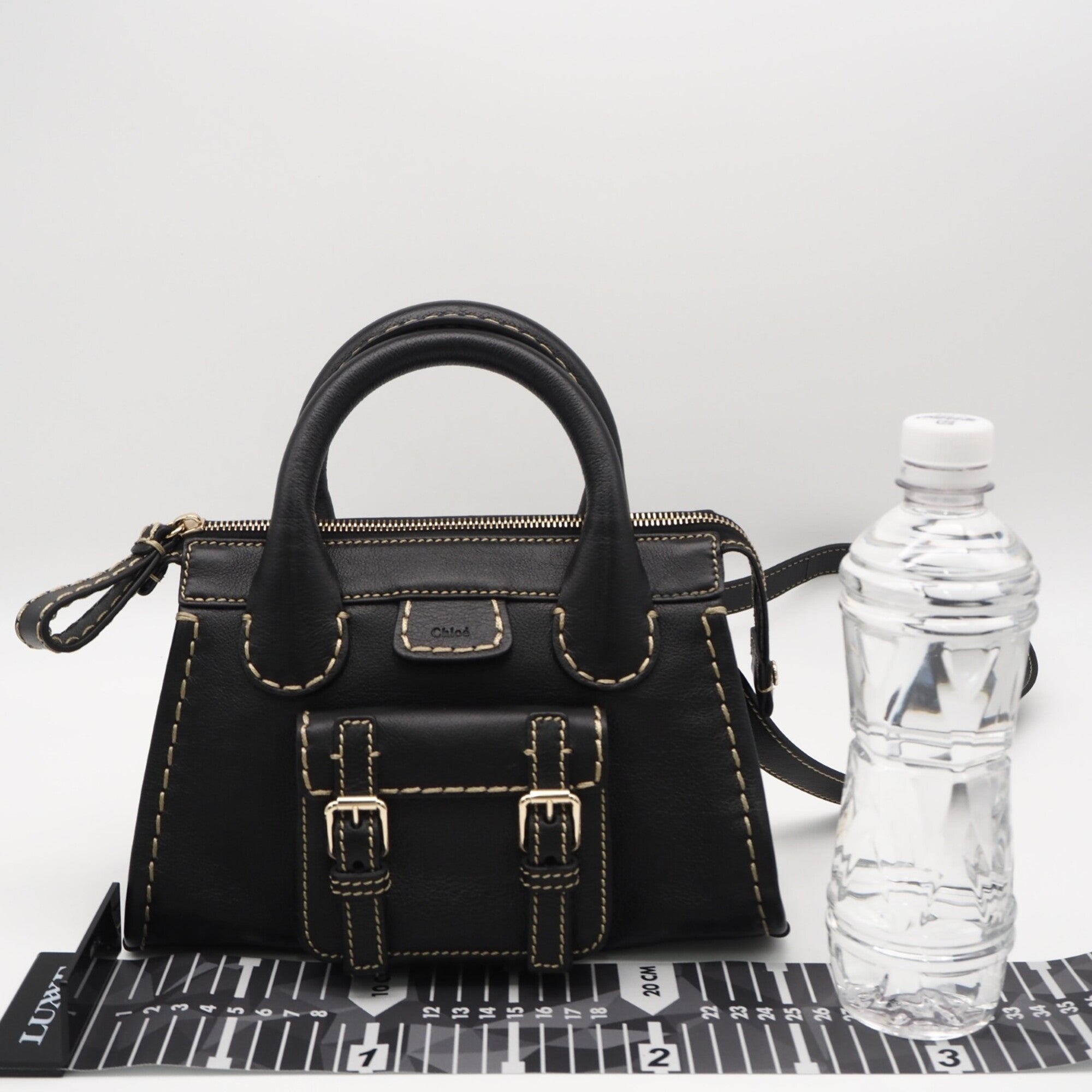 Chloé Black Leather Handbag (Pre-Owned)