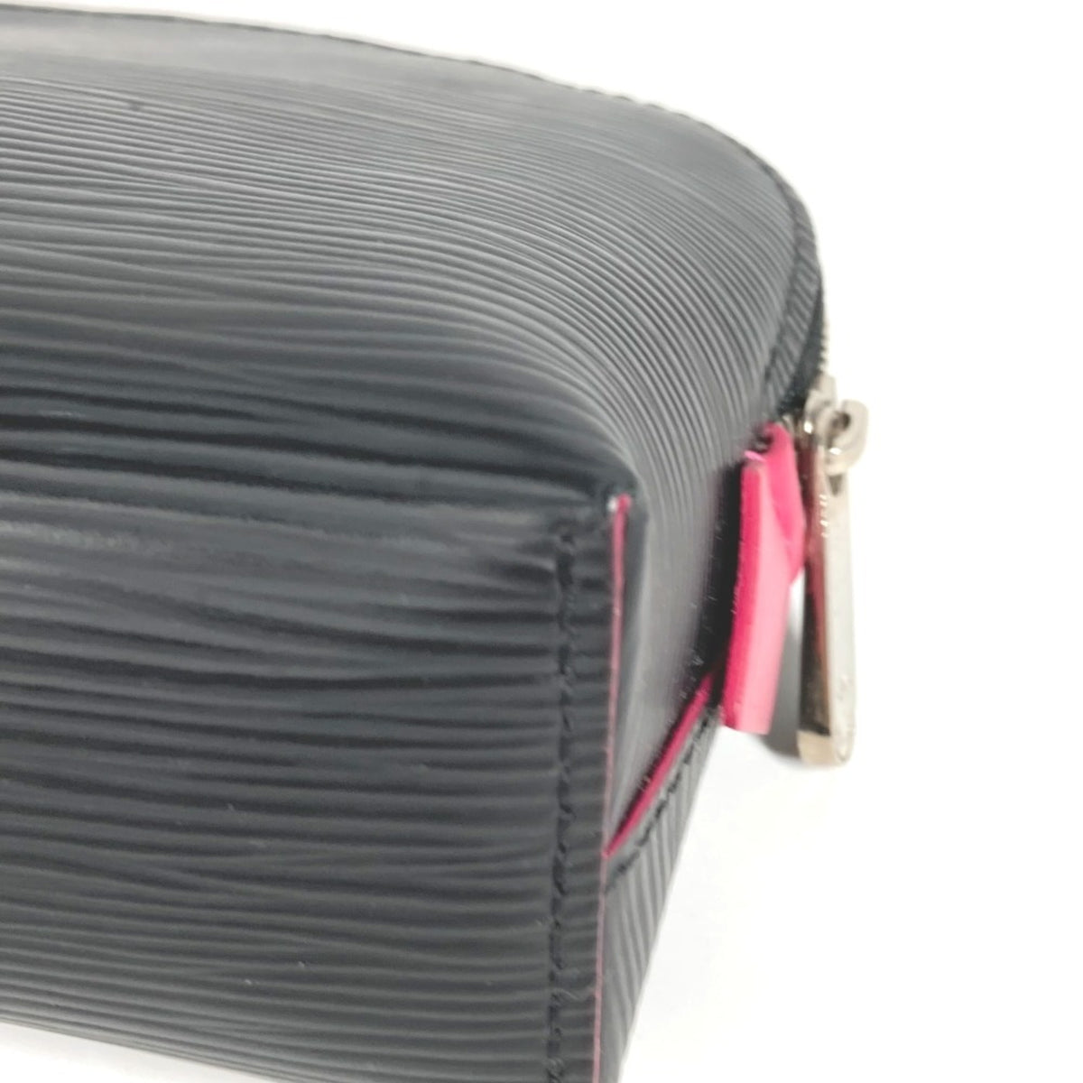 Louis Vuitton Black Noir Pink Epi Leather Pochette Pouch (Pre-Owned)