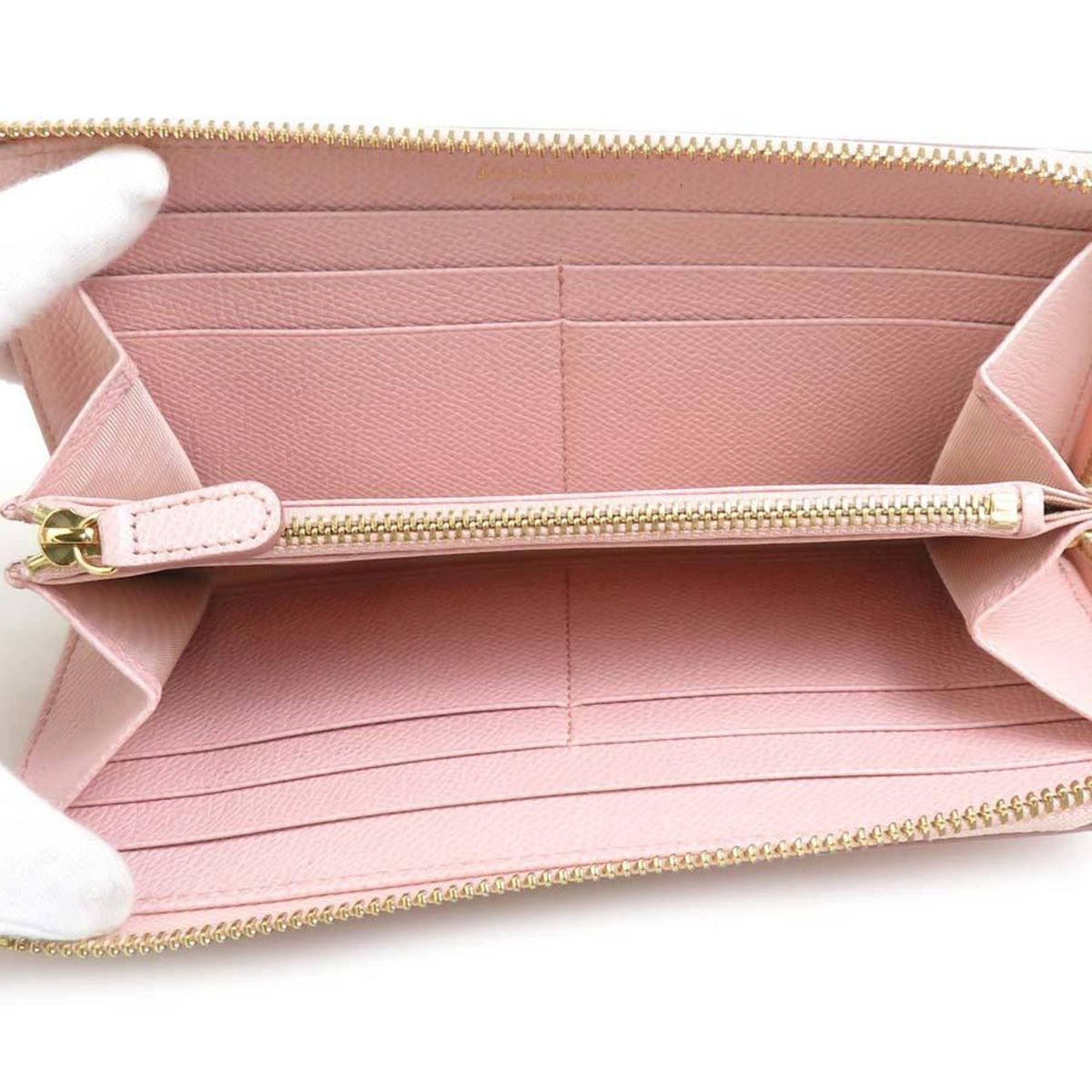 Salvatore Ferragamo Pink Leather Long Wallet (Bi-Fold) (Pre-Owned)