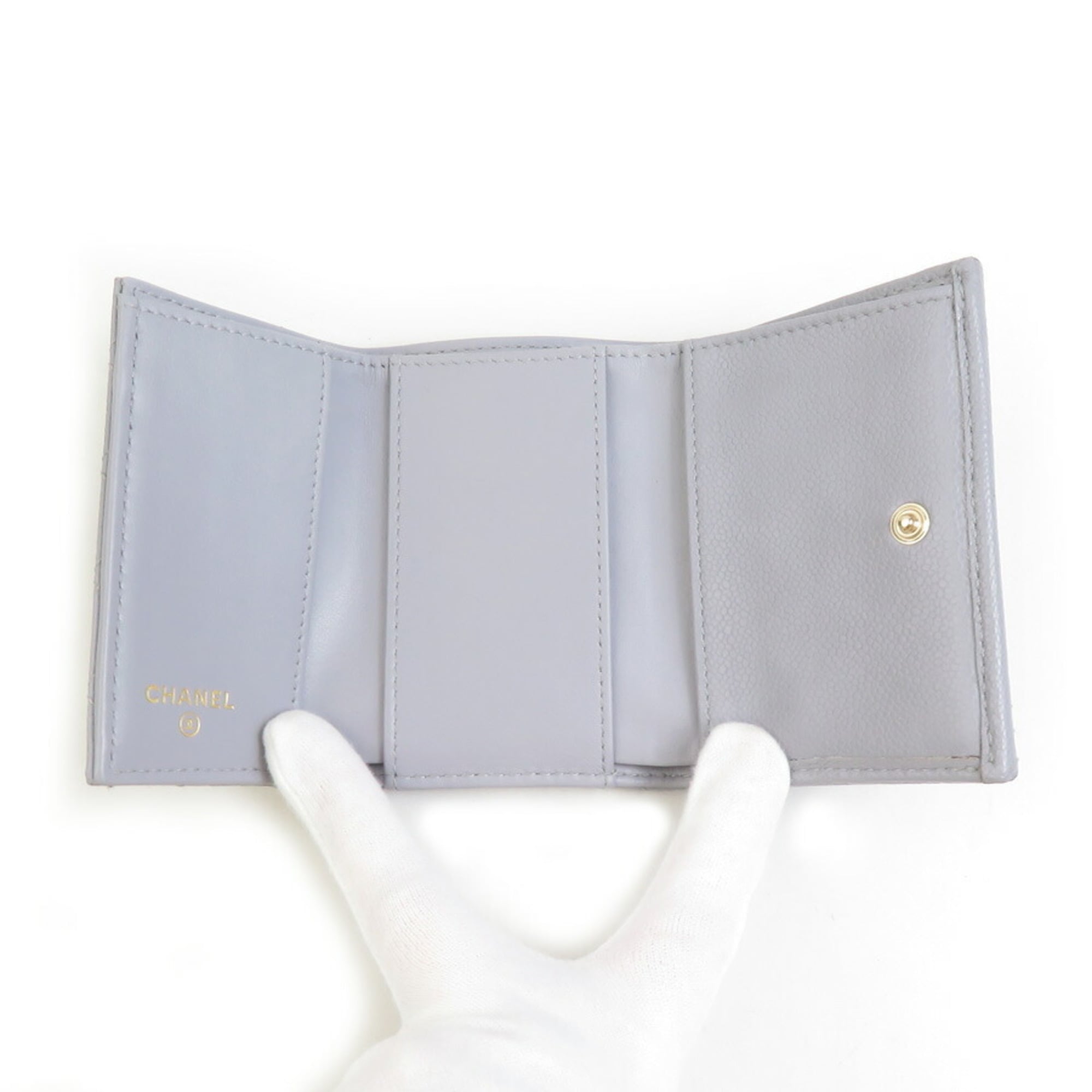 Chanel Light Gray Grained Calfskin Wallet (Tri-Fold) (Pre-Owned)