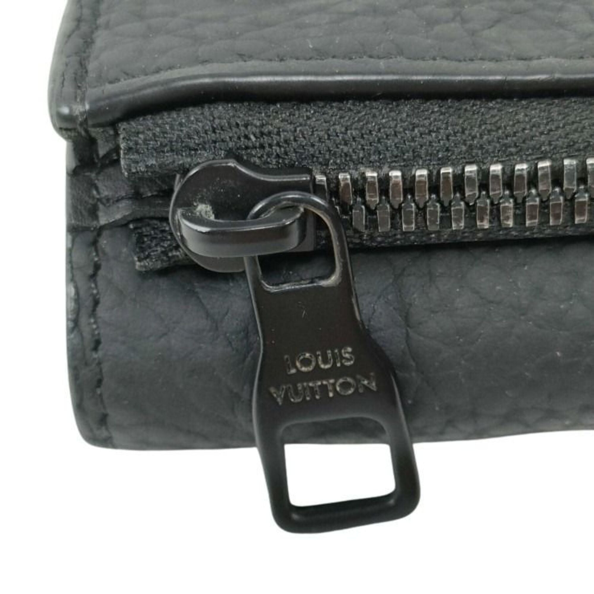 Louis Vuitton Black Leather Wallet (Tri-Fold) (Pre-Owned)