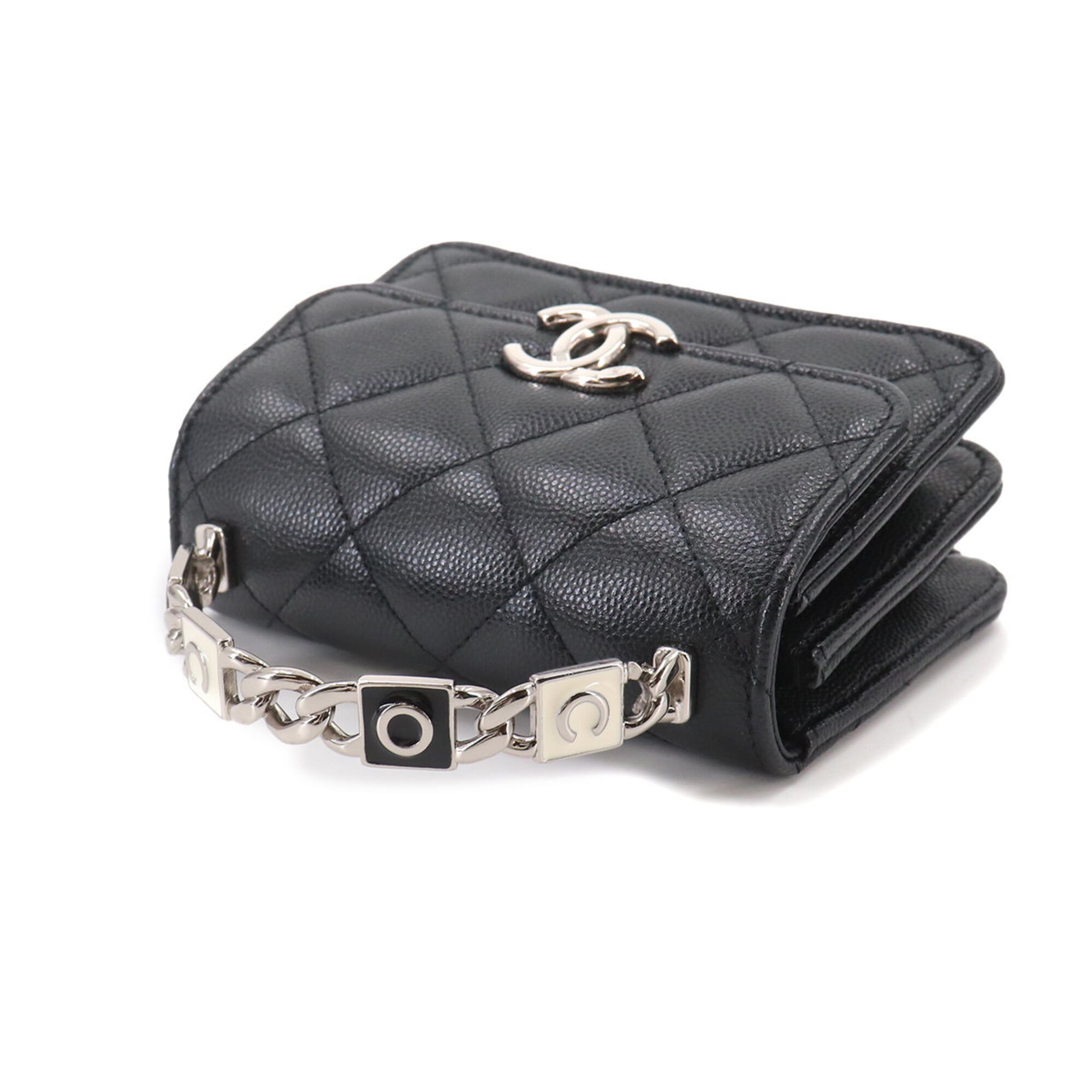 Chanel Matelasse Black Grained Calfskin Handbag Shoulder Bag (Pre-Owned)
