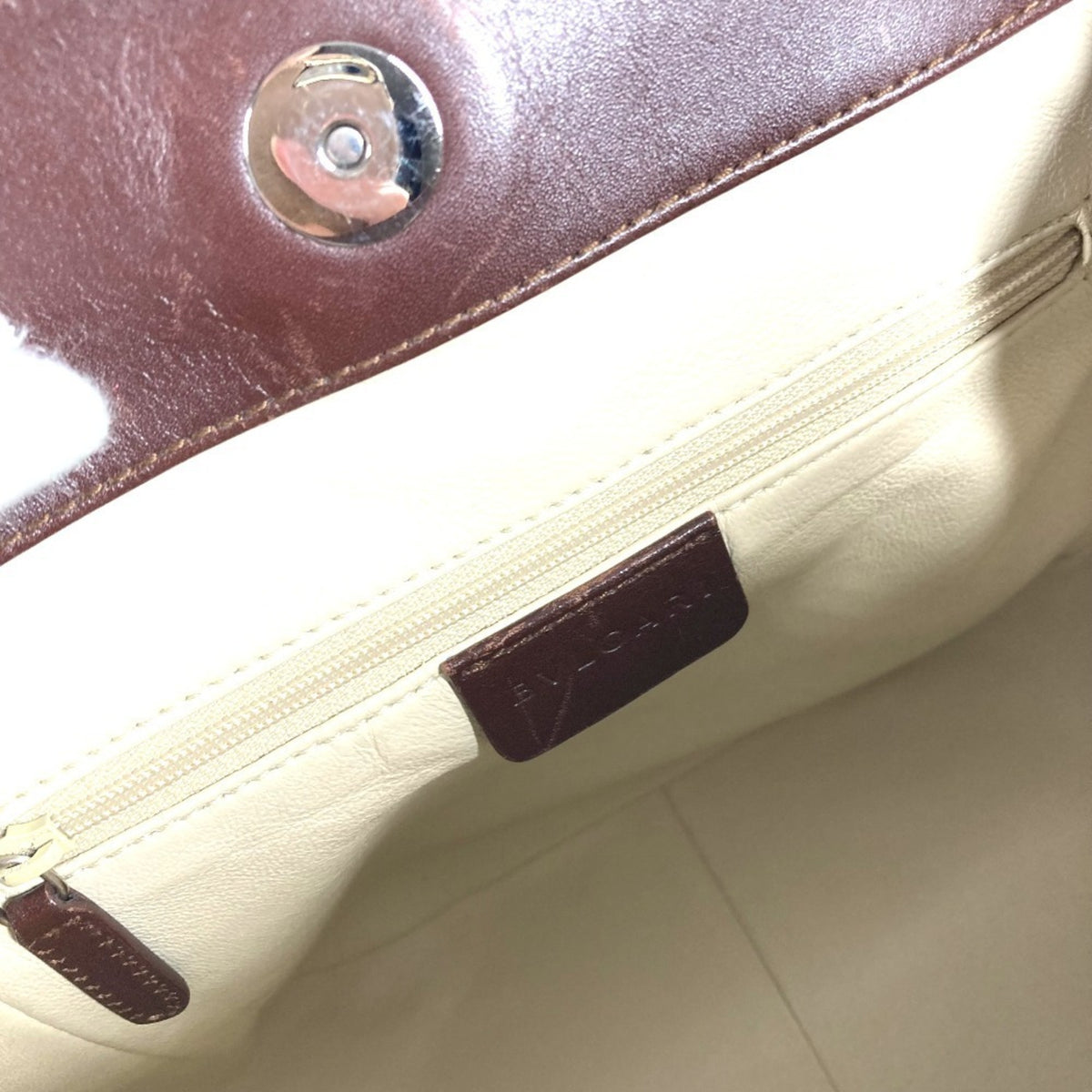 Bvlgari Leather Handbag Shoulder Bag (Pre-Owned)
