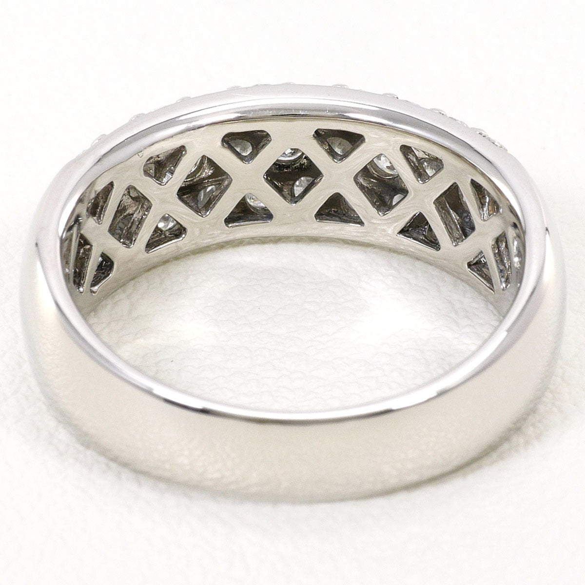 Unbranded Platinum Platinum 900 Band Ring (Pre-Owned)