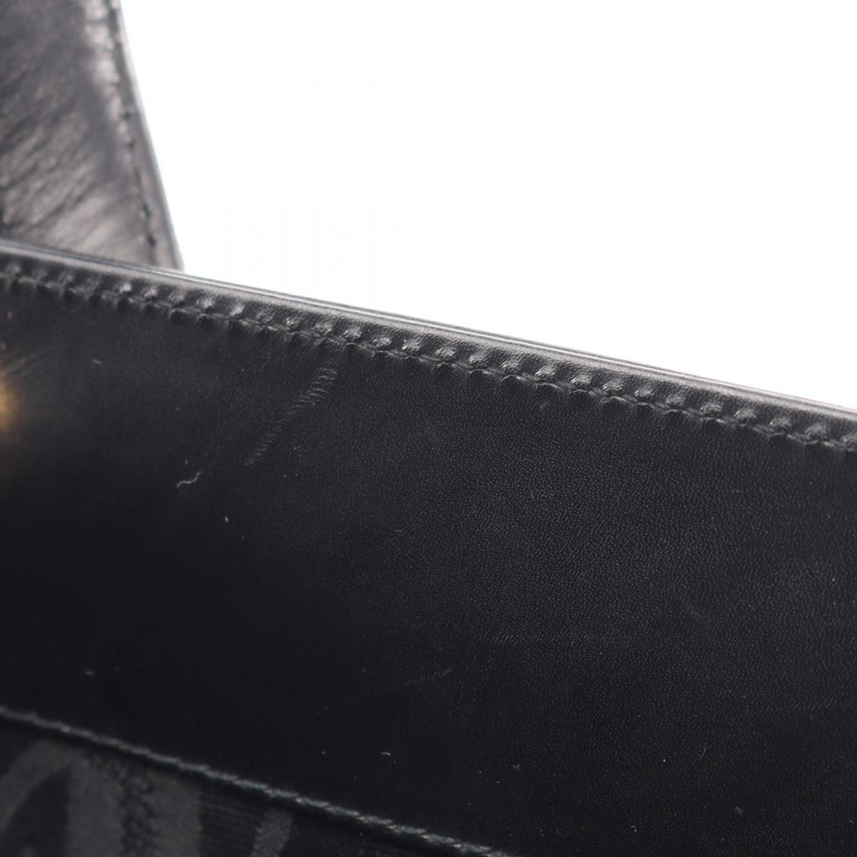Salvatore Ferragamo Black Leather Handbag (Pre-Owned)