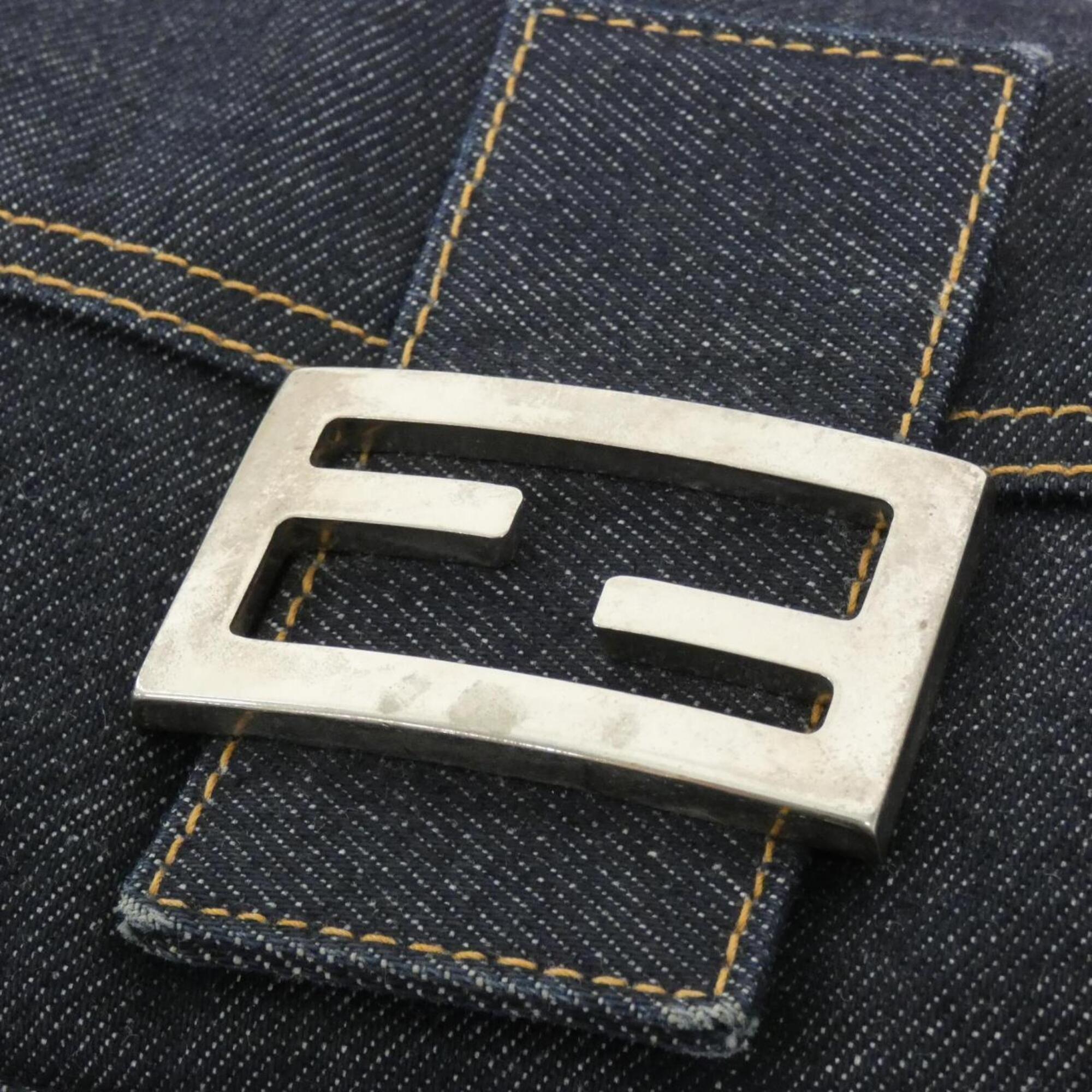 Fendi Baguette Navy Denim Shoulder Bag (Pre-Owned)