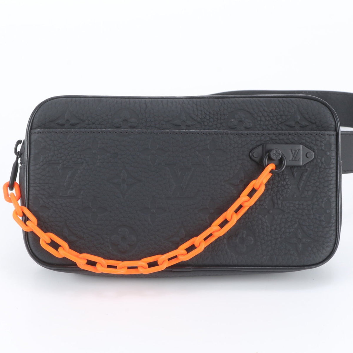 Louis Vuitton Black Leather Pochette Sling Bag (Pre-Owned)