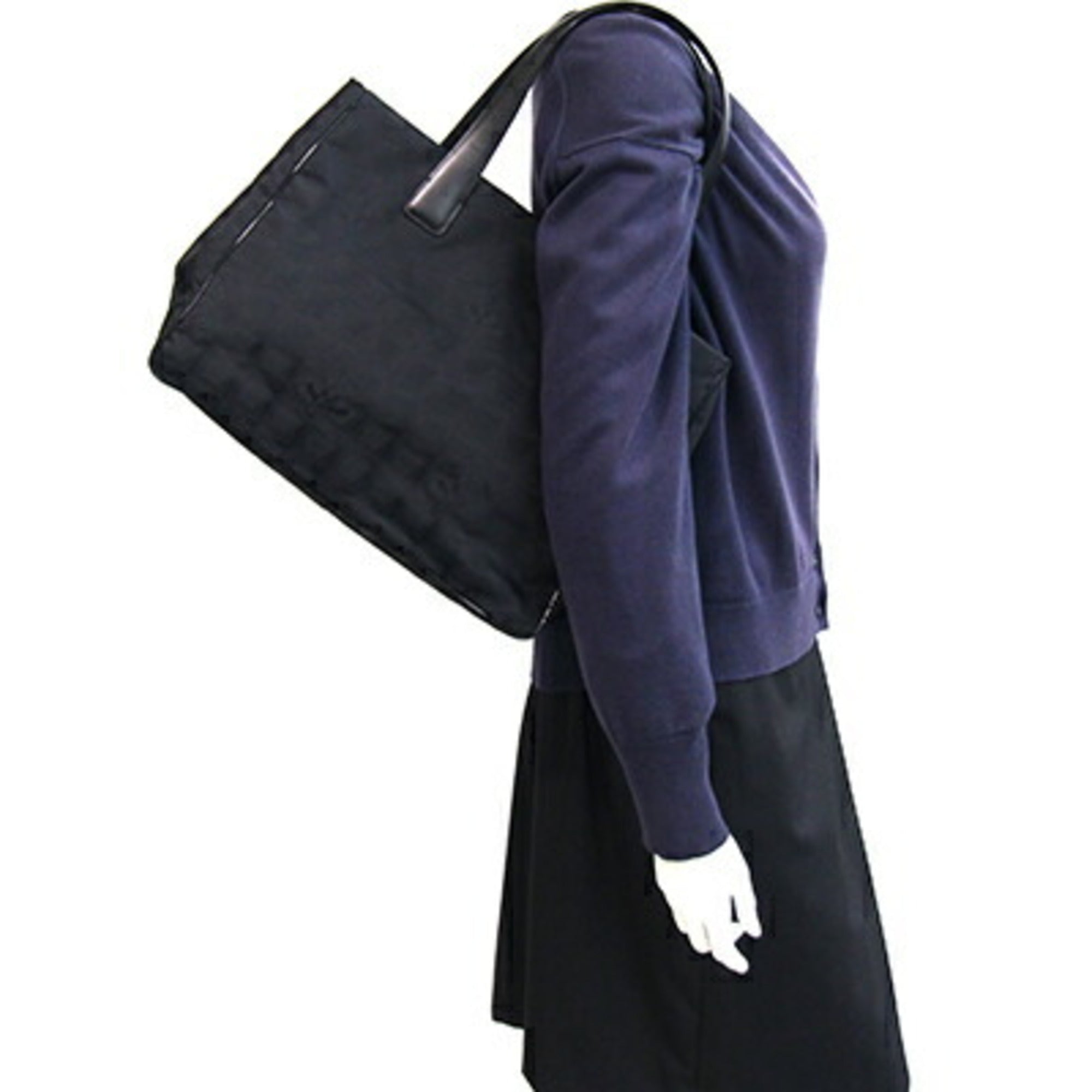 Chanel Black Nylon Canvas Leather Tote Bag (Pre-Owned)