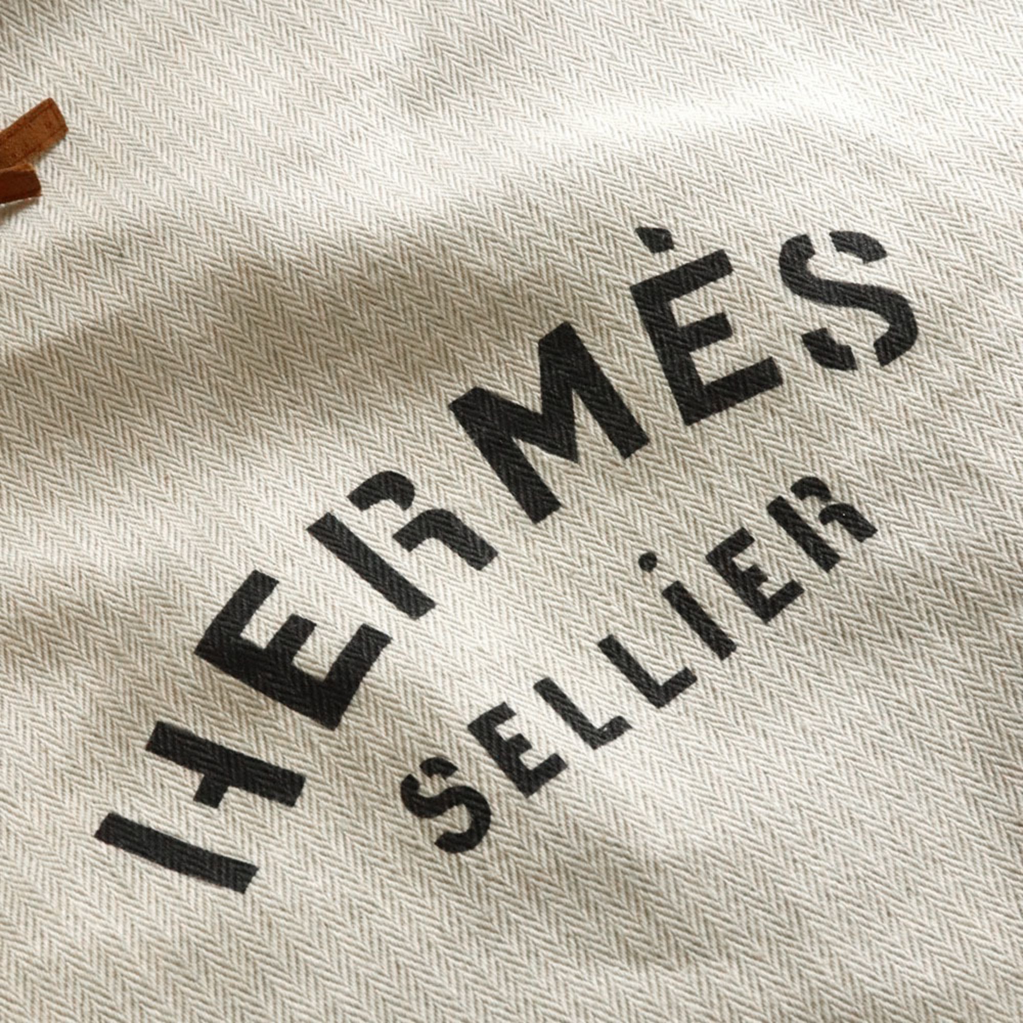 Hermes Ivory Toile H Pouch (Pre-Owned)