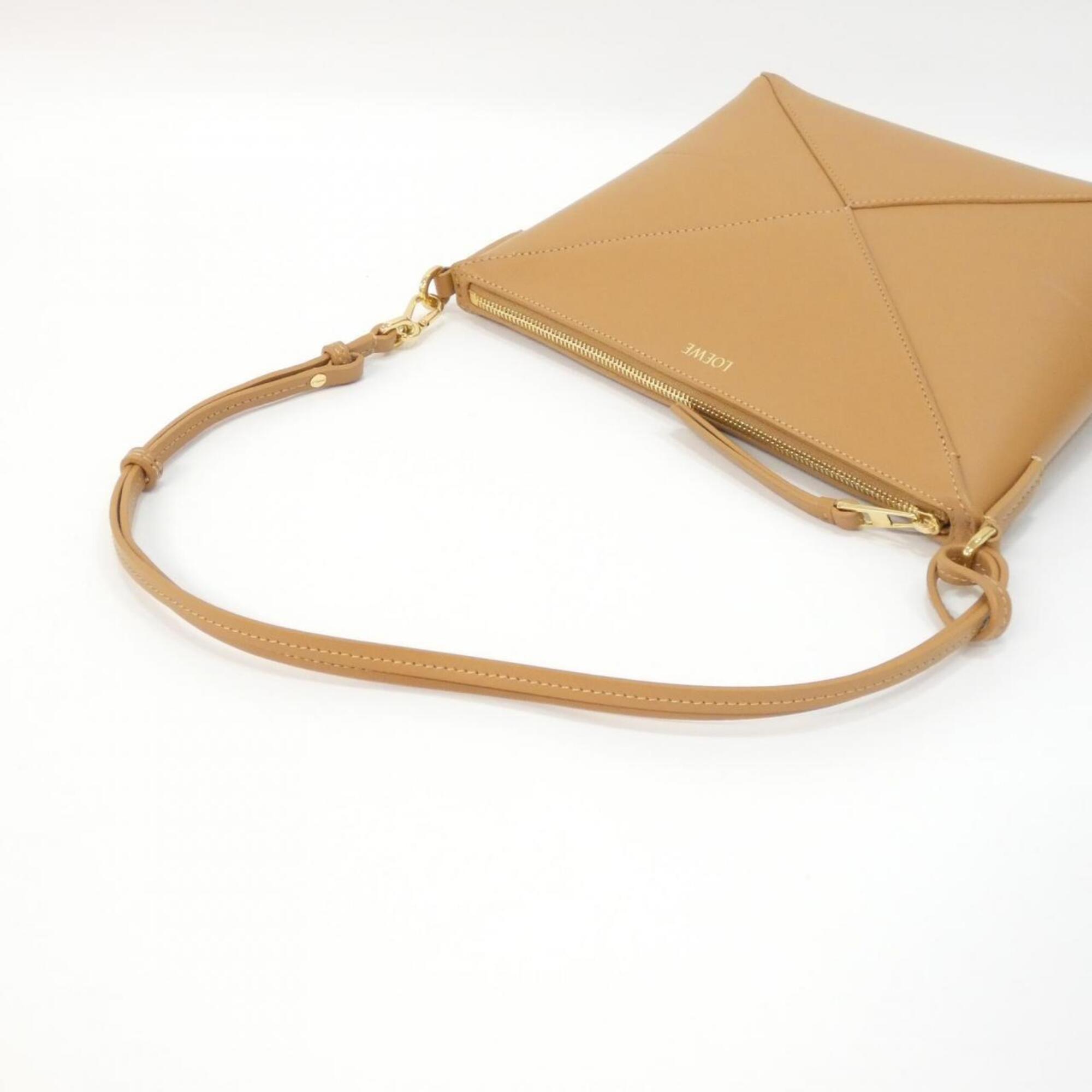 Loewe Beige Leather Handbag Pouch Shoulder Bag (Pre-Owned)