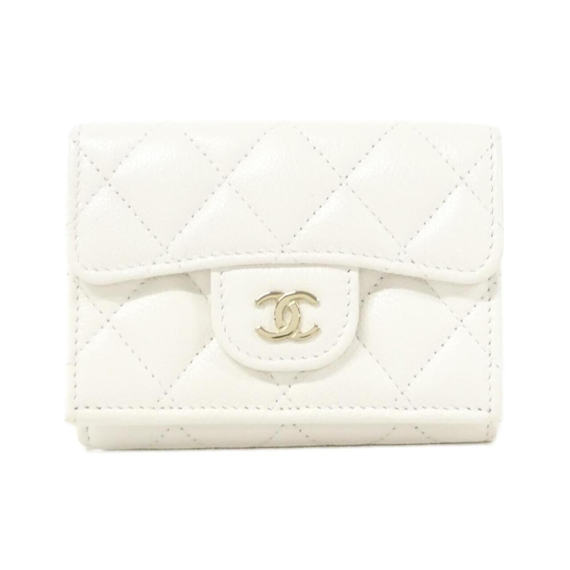 Chanel White Grained Calfskin Wallet (Tri-Fold) (Pre-Owned)