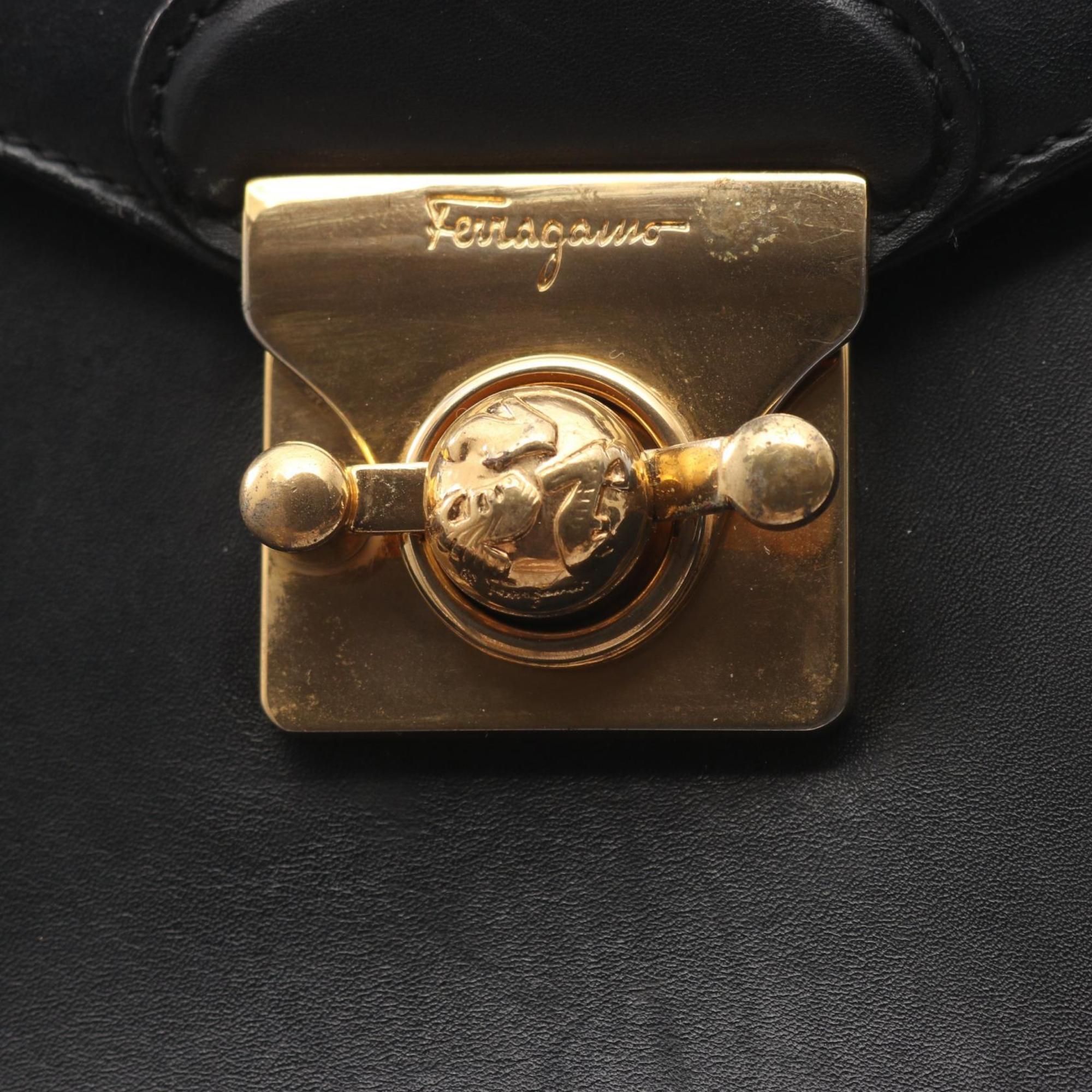 Salvatore Ferragamo Black Leather Handbag (Pre-Owned)