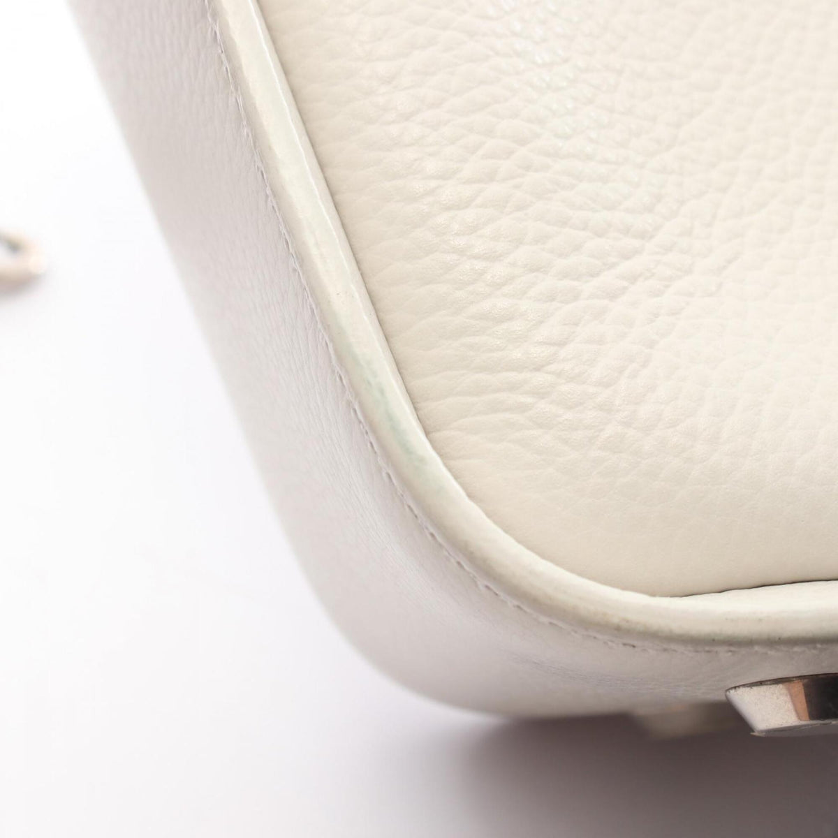 Balenciaga White Leather Handbag (Pre-Owned)