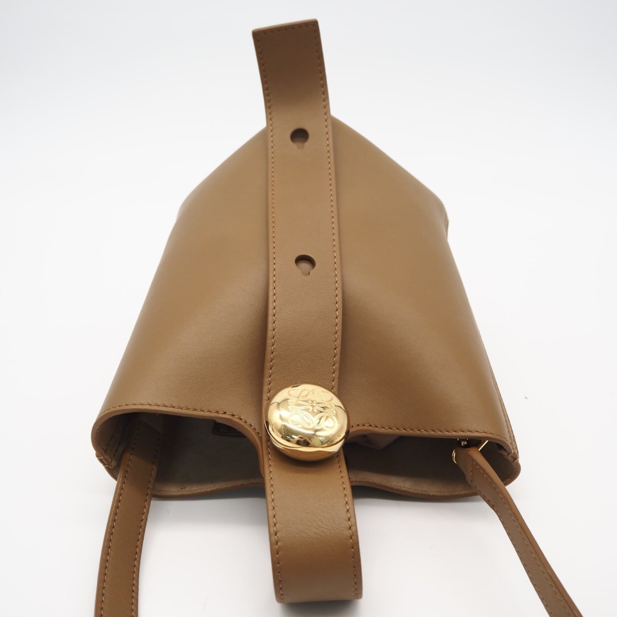 Loewe Brown Leather Handbag Shoulder Bag (Pre-Owned)