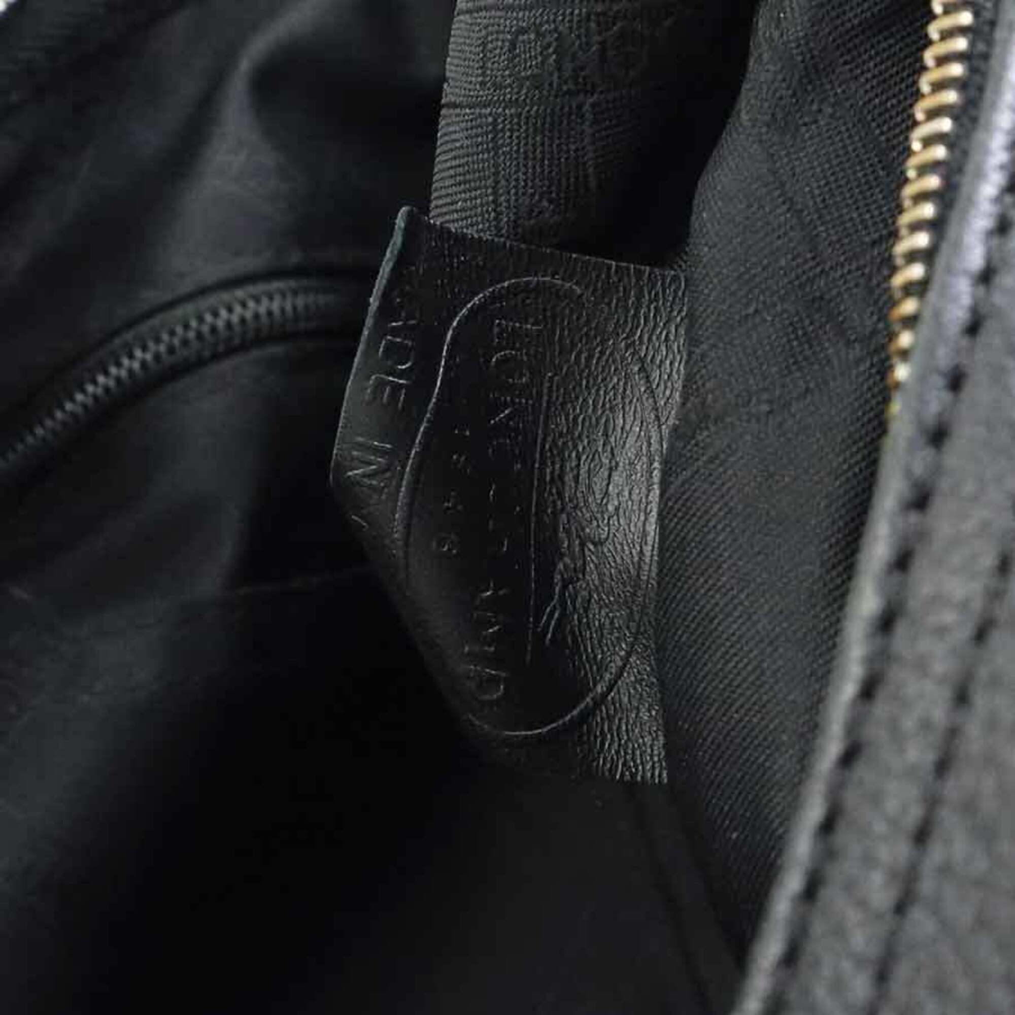 Longchamp Black Leather Shoulder Bag (Pre-Owned)