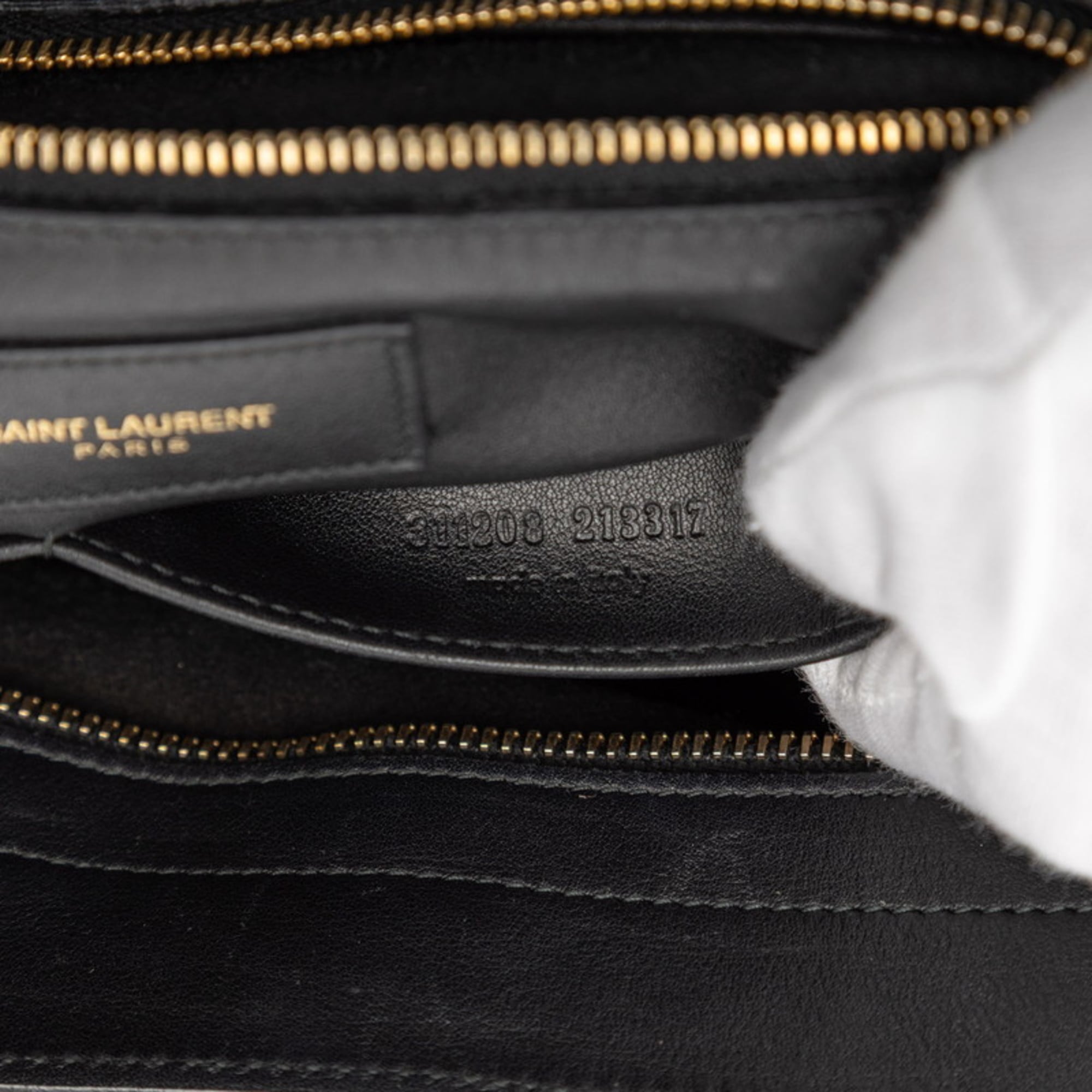 Saint Laurent Black Leather Handbag (Pre-Owned)