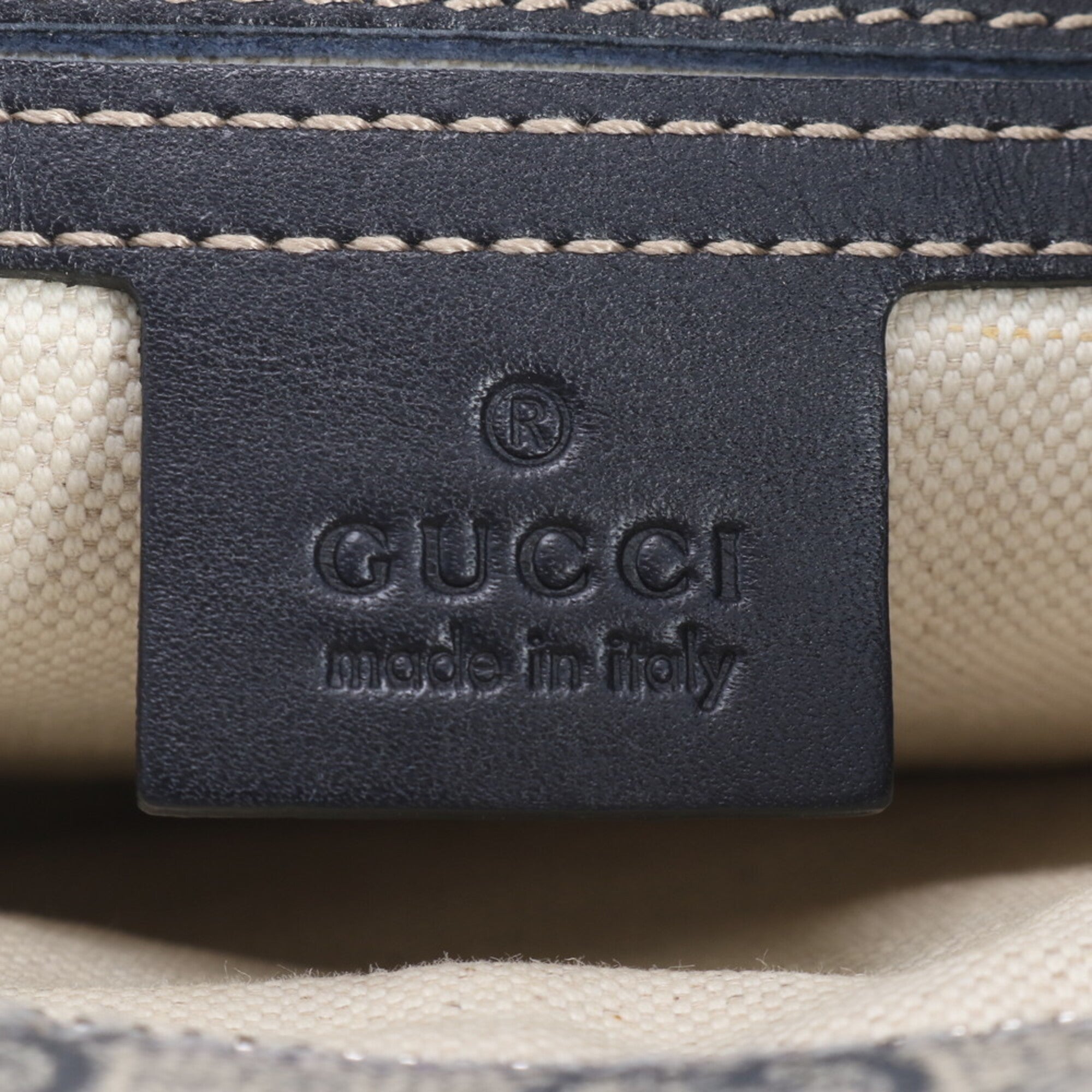 Gucci Gray Navy Leather Coated Canvas Messenger Bag Shoulder Bag (Pre-Owned)