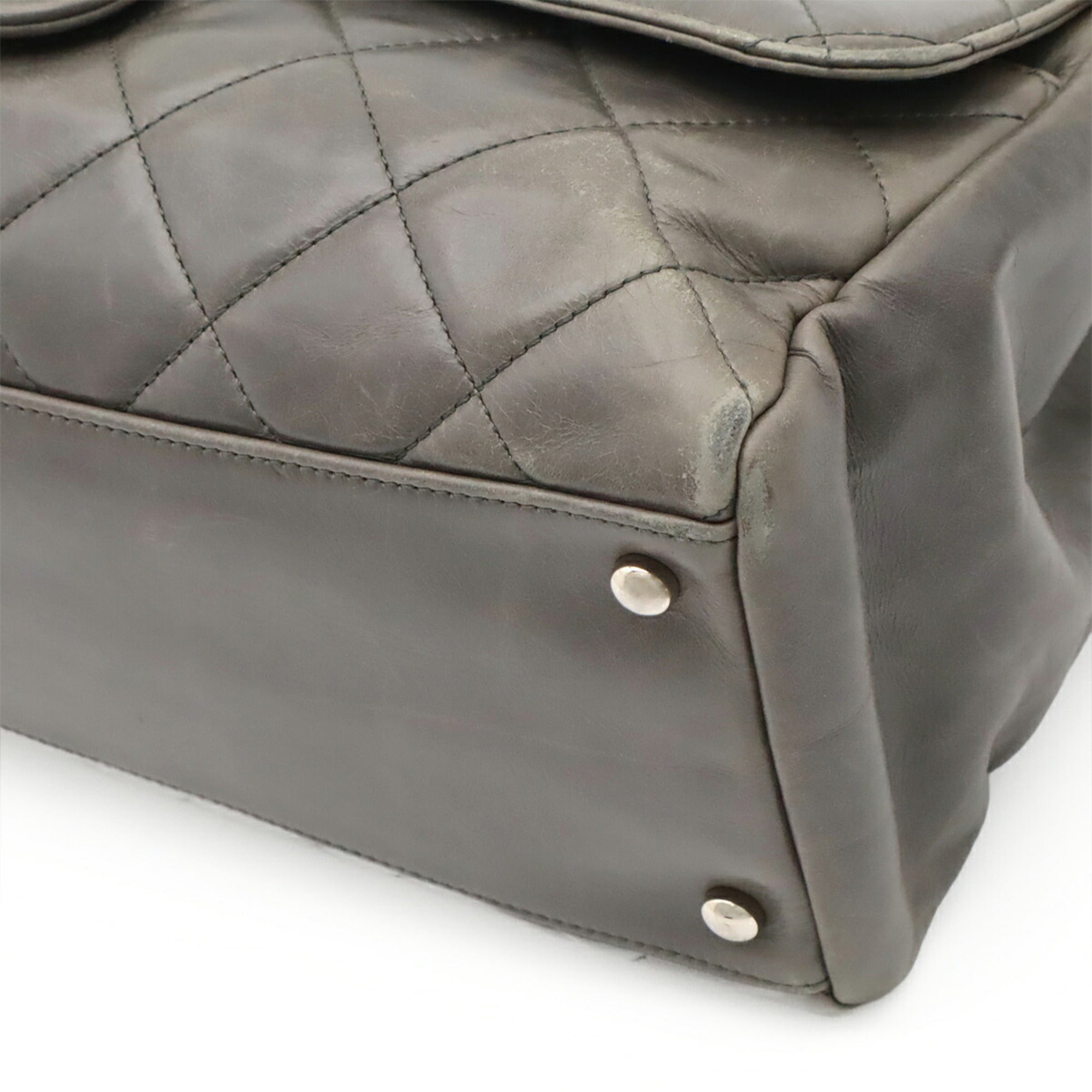 Chanel Black Gray Leather Handbag Shoulder Bag (Pre-Owned)