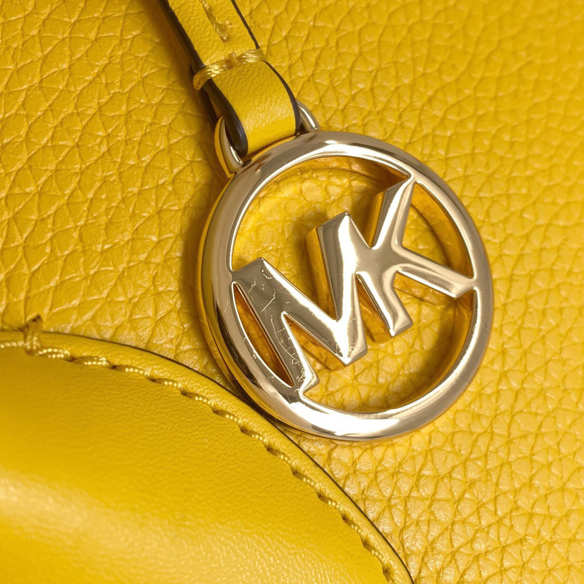 Michael Kors Yellow Leather Handbag (Pre-Owned)