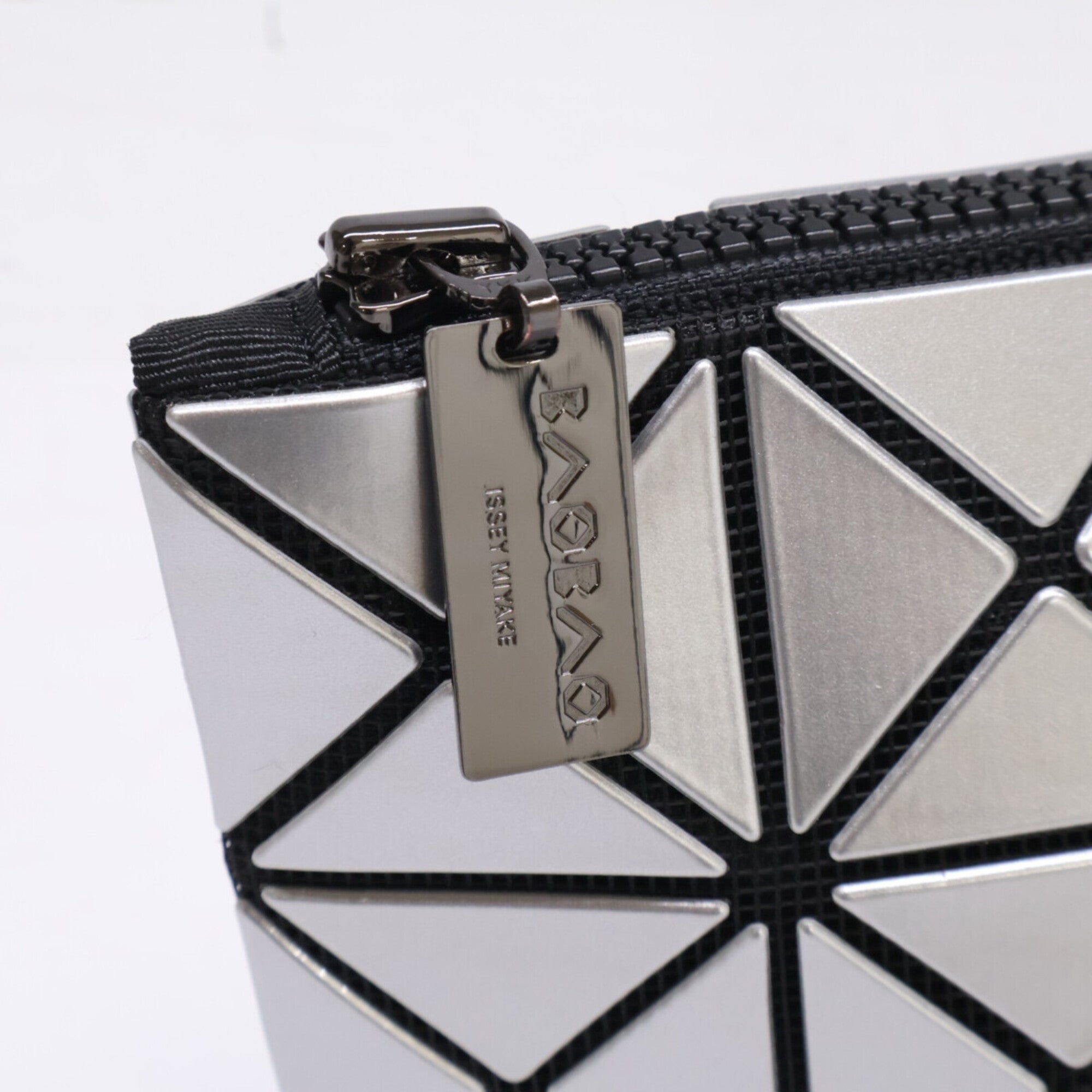 Bao Bao Issey Miyake Silver Pvc Pouch (Pre-Owned)