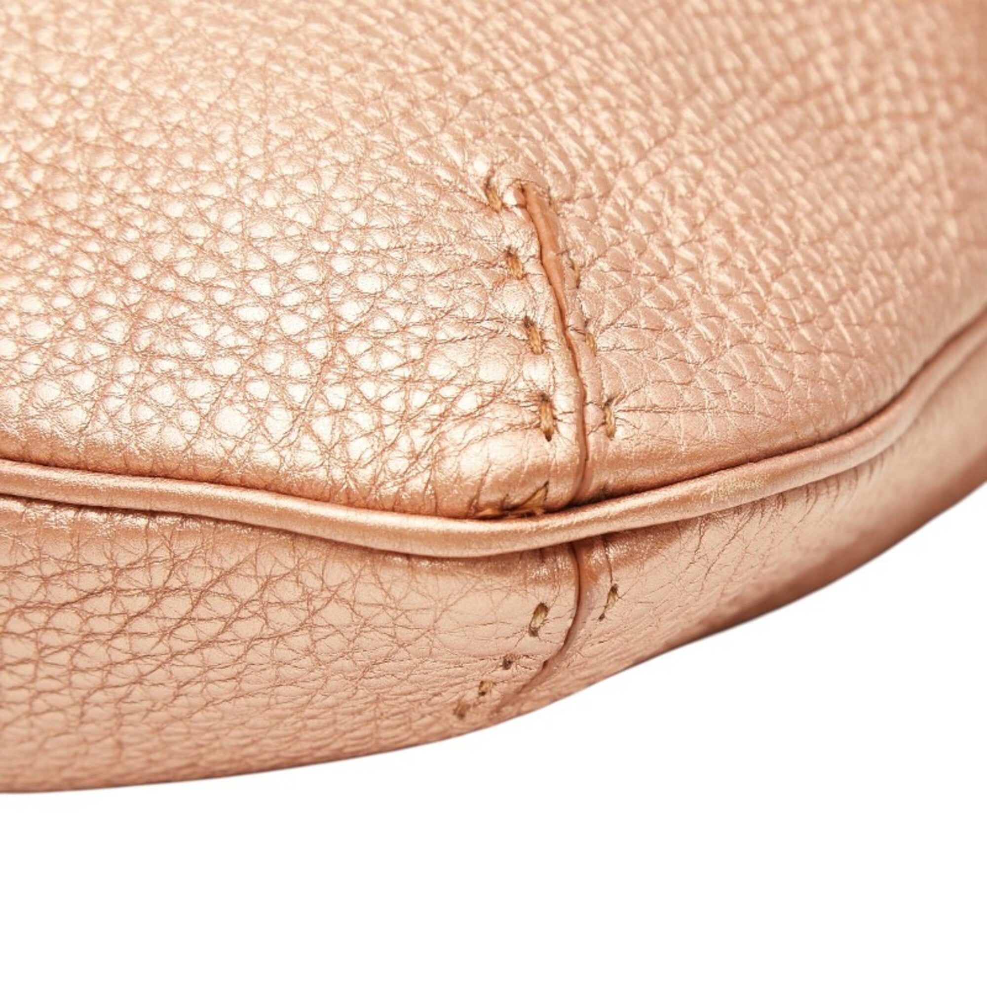 Fendi Pink Leather Shoulder Bag (Pre-Owned)