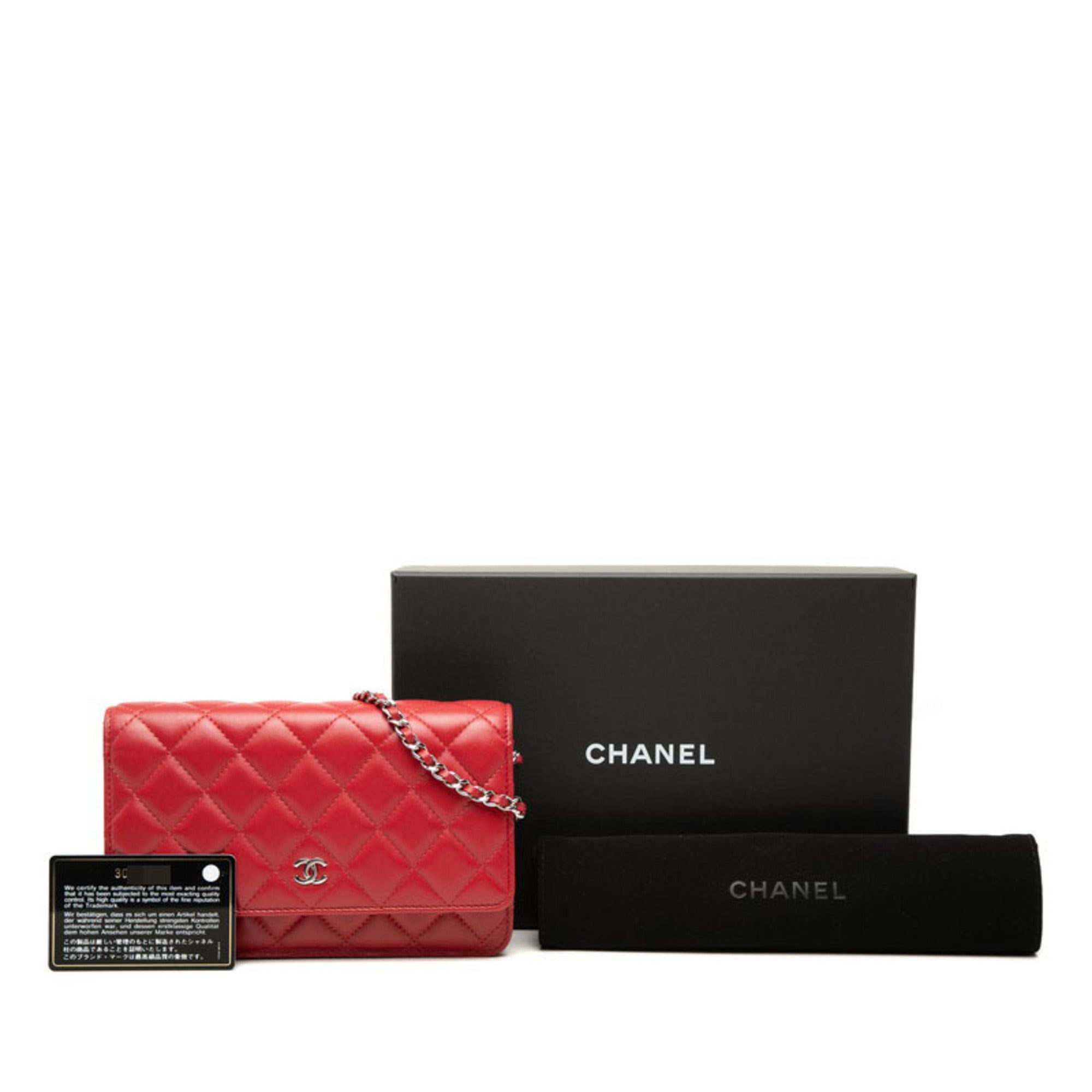 Chanel Red Color Leather Shoulder Bag (Pre-Owned)