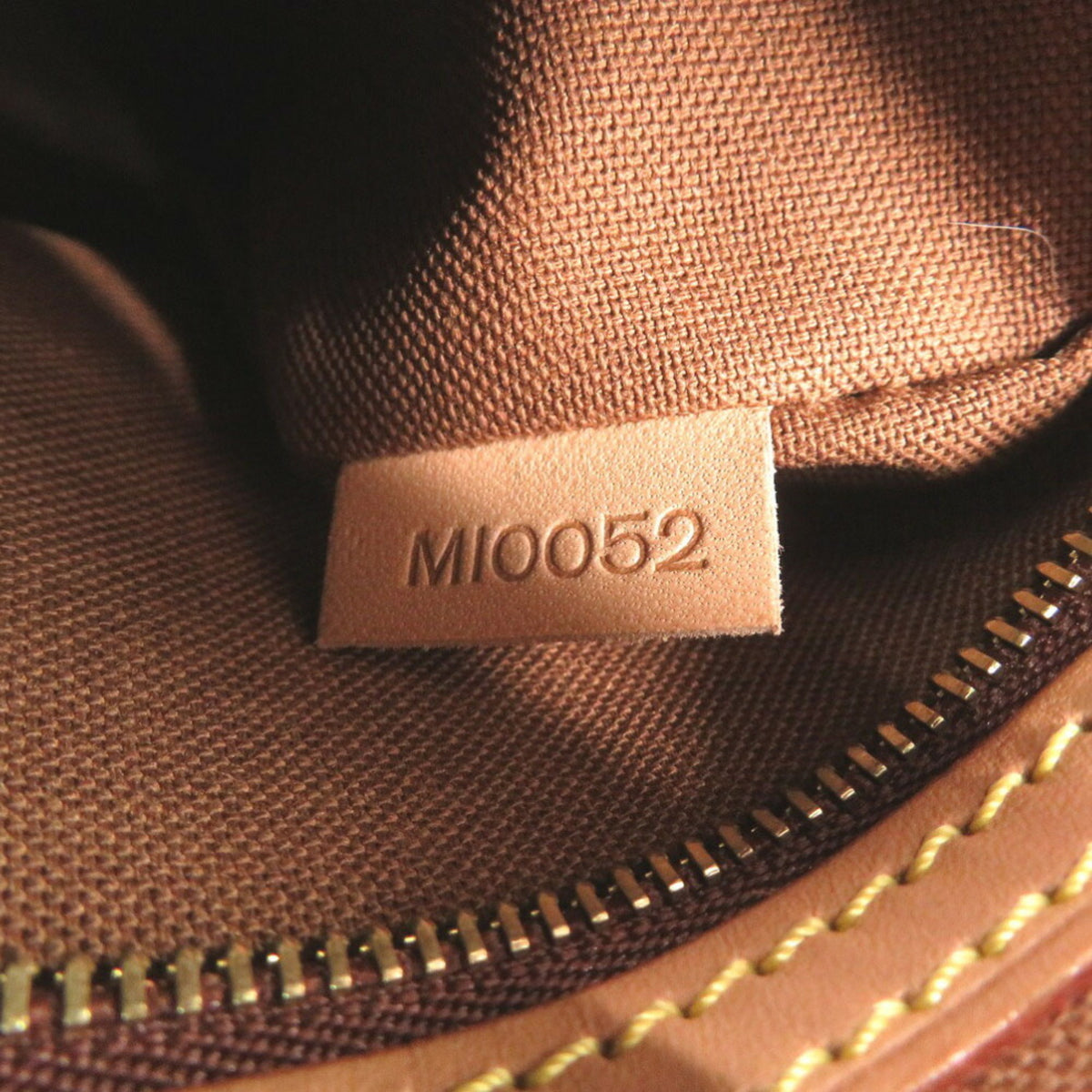 Louis Vuitton Brown Monogram Monogram Handbag (Pre-Owned)