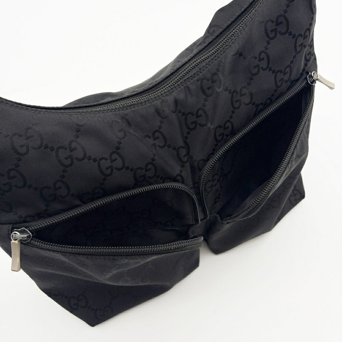 Gucci Black Nylon Leather Shoulder Bag (Pre-Owned)