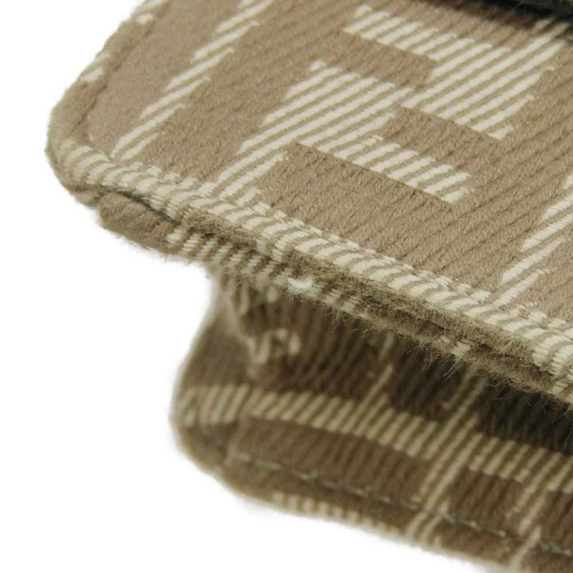 Fendi Beige Fabric Shoulder Bag (Pre-Owned)