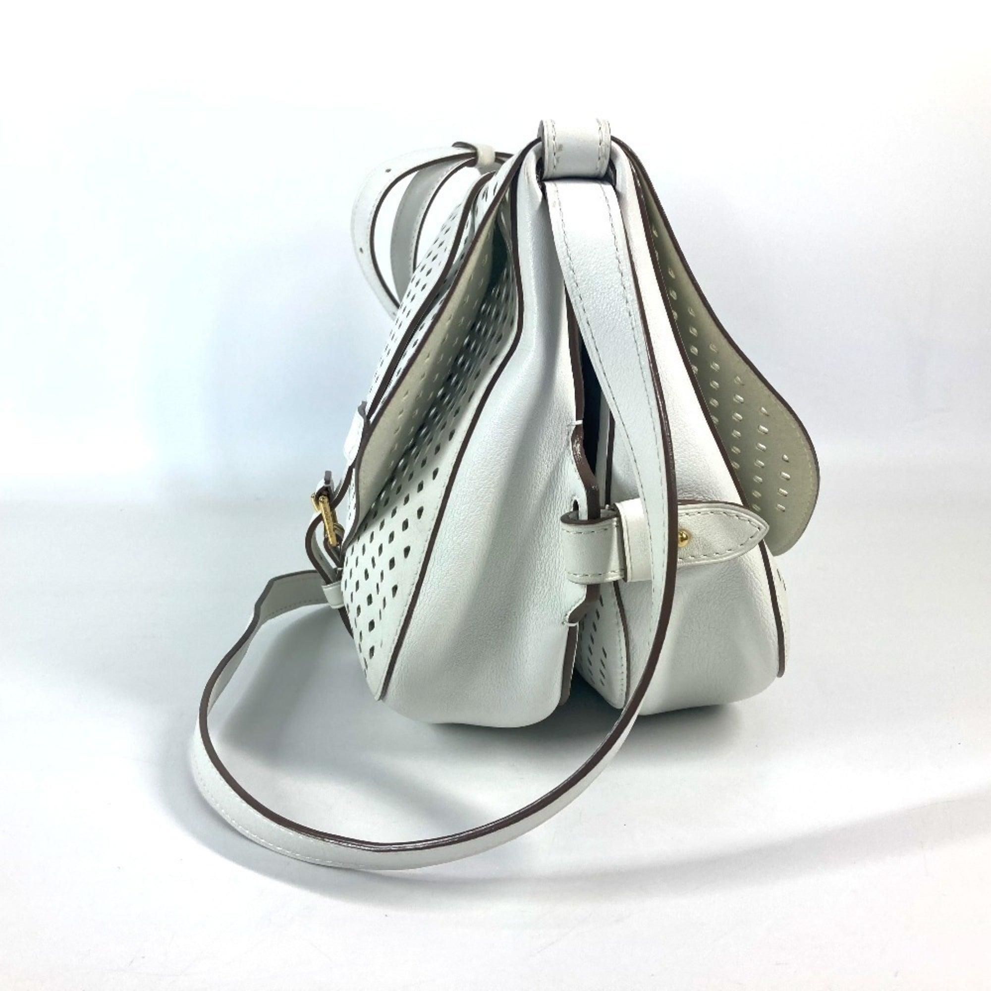 Louis Vuitton White Leather Messenger Bag Shoulder Bag (Pre-Owned)