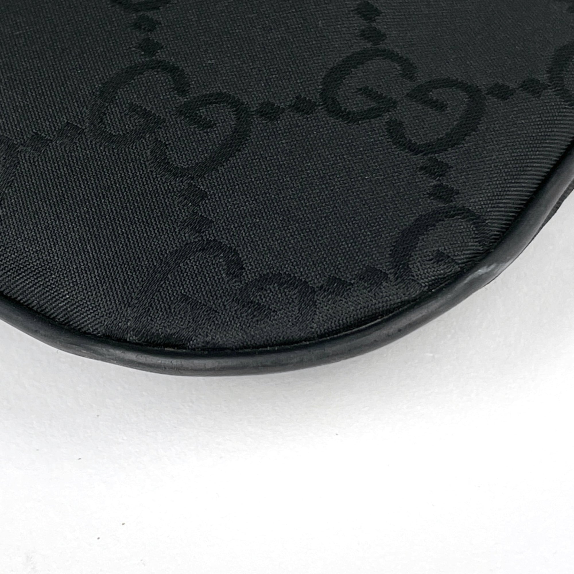Gucci Black Nylon Leather Shoulder Bag (Pre-Owned)