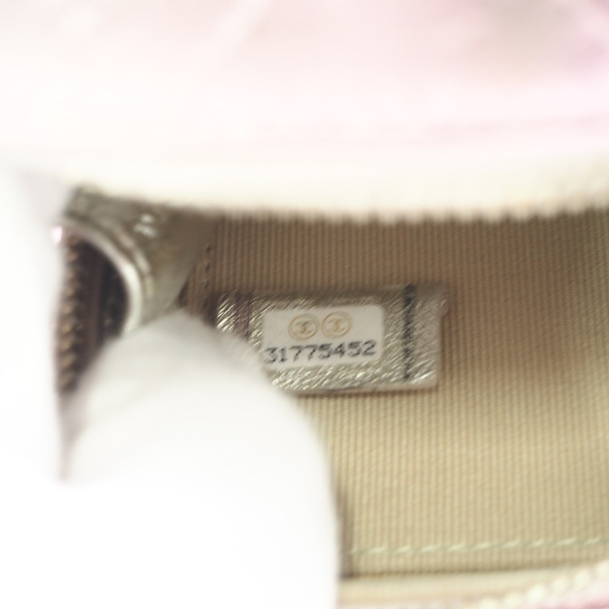 Chanel Matelasse Pink Silver Leather Shoulder Bag (Pre-Owned)