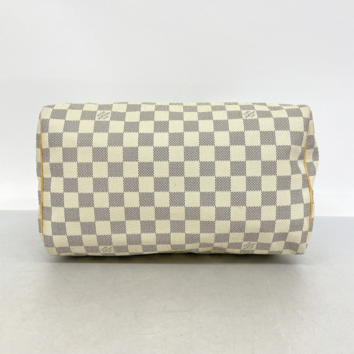 Louis Vuitton White Handbag (Pre-Owned)