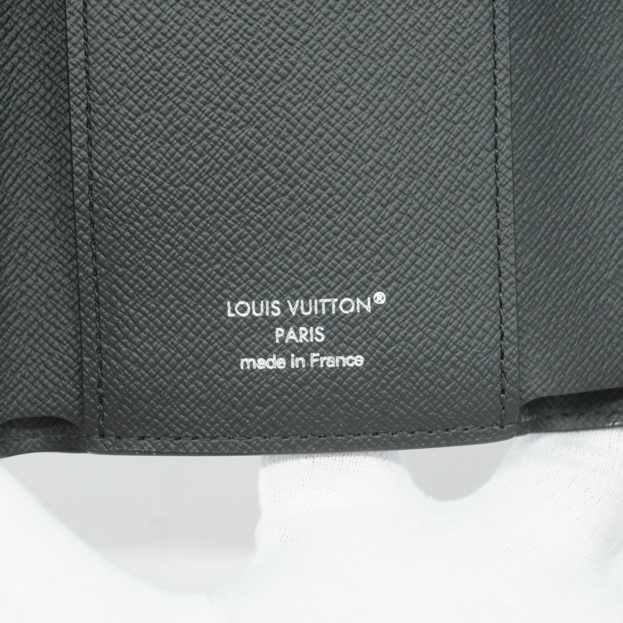 Louis Vuitton Black Wallet (Tri-Fold) (Pre-Owned)