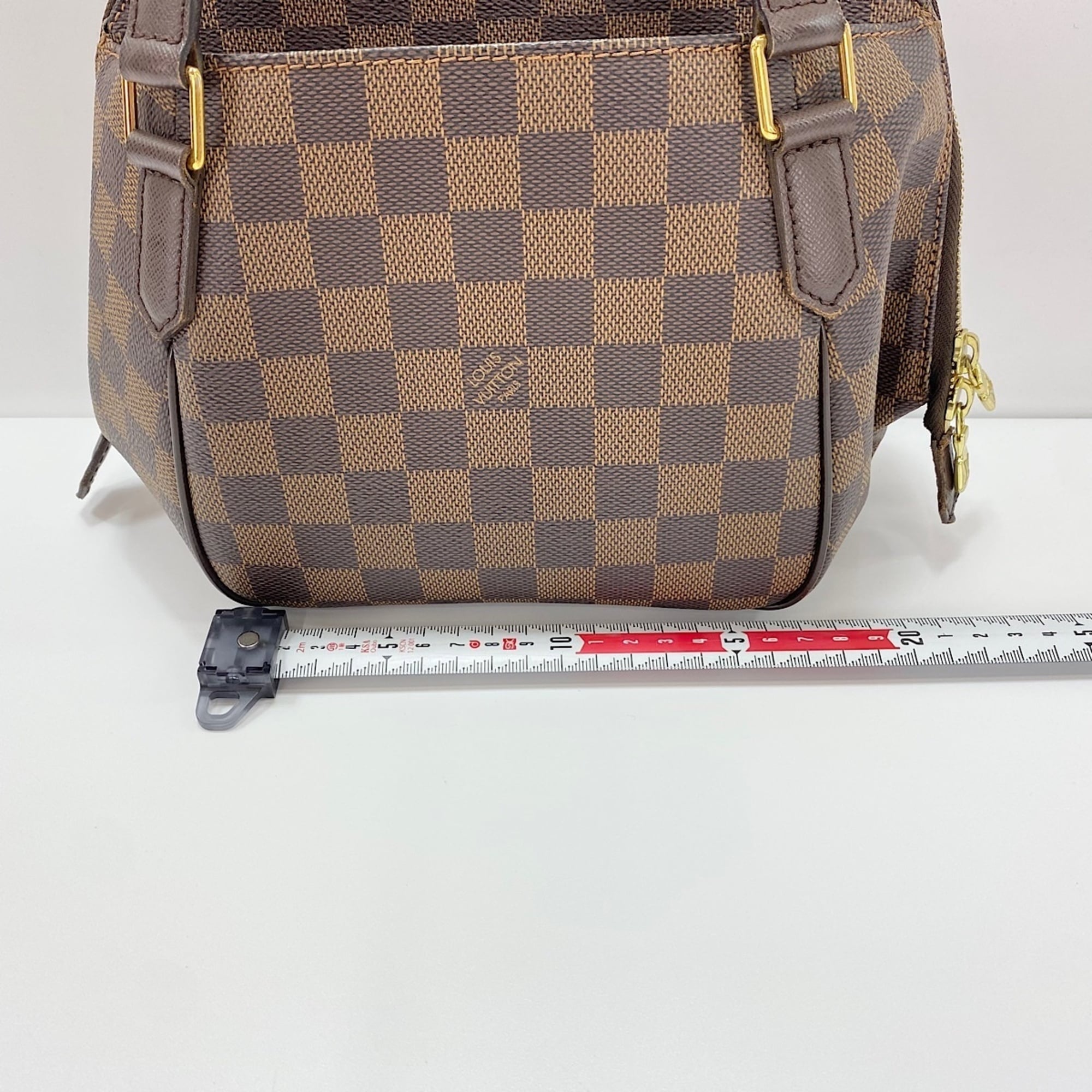 Louis Vuitton Brown Handbag (Pre-Owned)