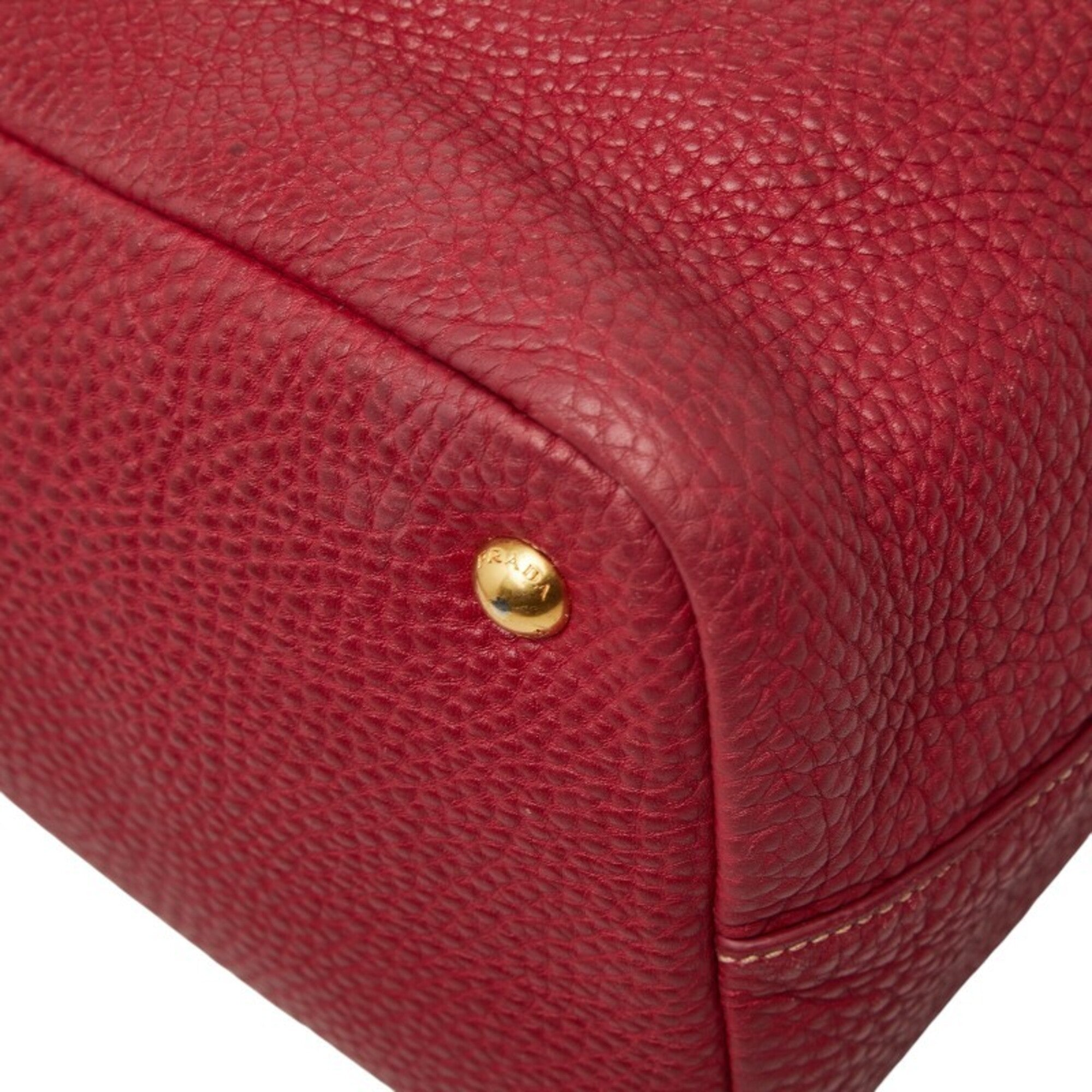 Prada Red Color Leather Shoulder Bag Tote Bag (Pre-Owned)