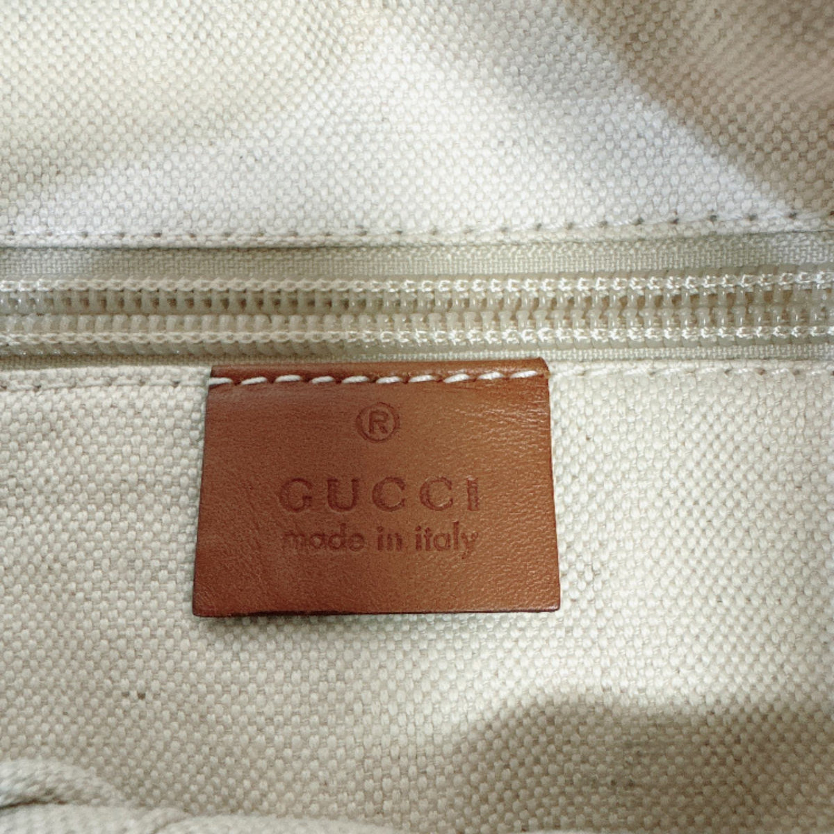 Gucci Beige Nylon Handbag Shoulder Bag (Pre-Owned)