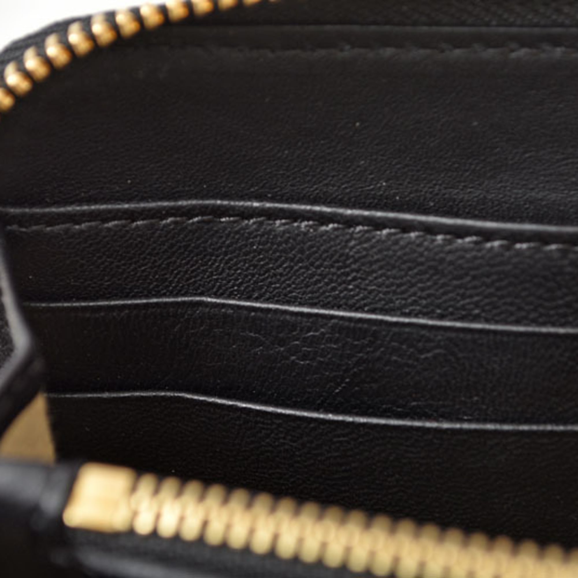 Chloé Black Leather Long Wallet (Bi-Fold) (Pre-Owned)
