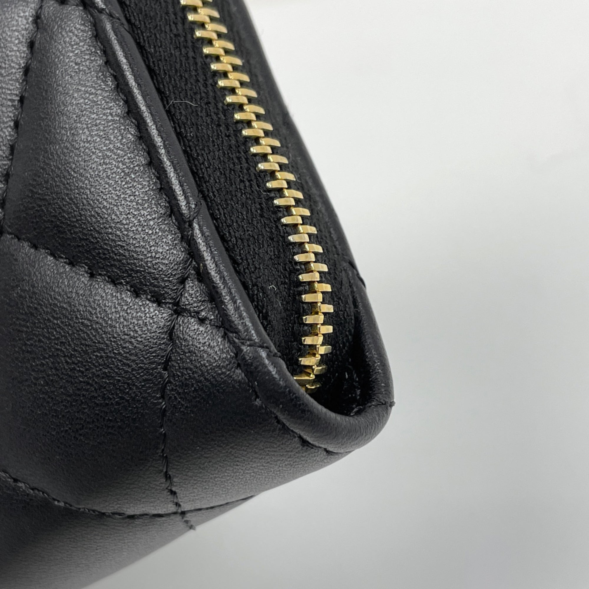 Chanel Matelasse Black Leather Coin Purse/Coin Case (Pre-Owned)