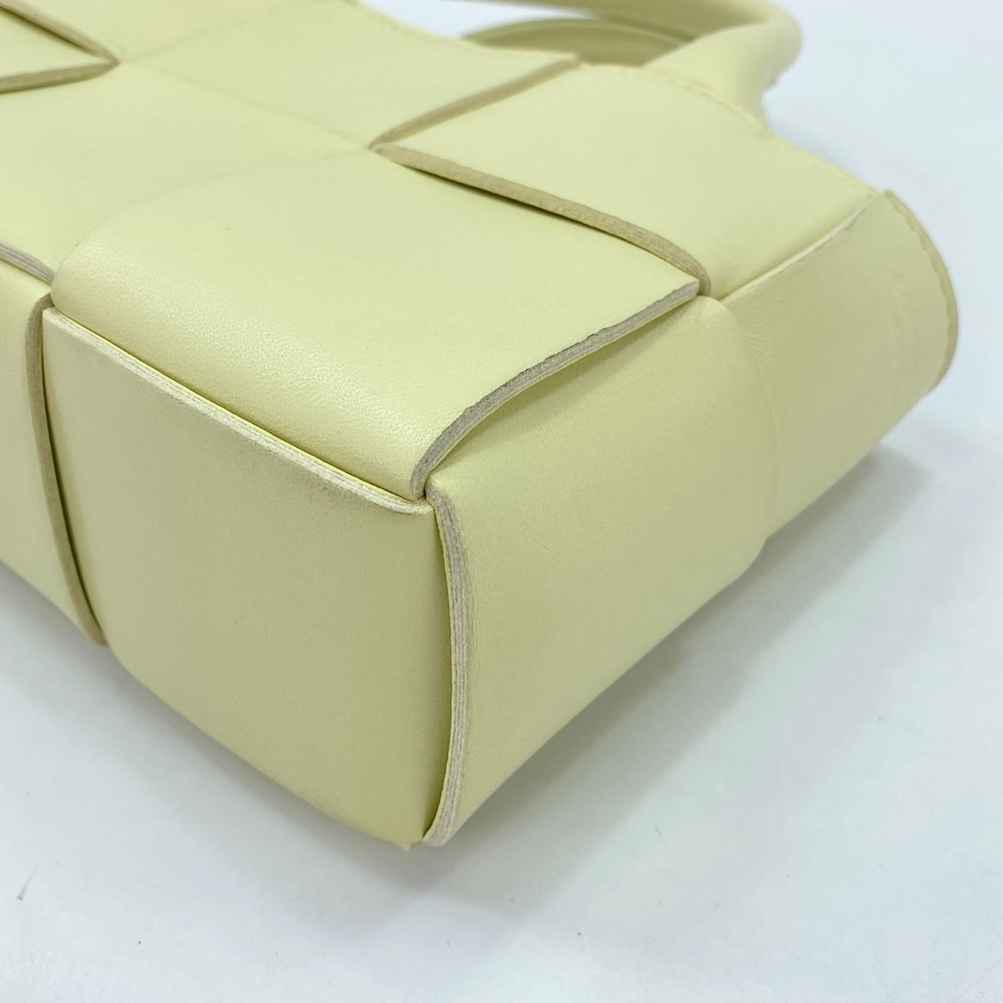 Bottega Veneta Yellow Handbag Shoulder Bag (Pre-Owned)