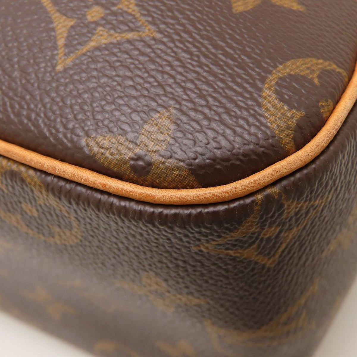 Louis Vuitton Monogram Brown Monogram Shoulder Bag (Pre-Owned)