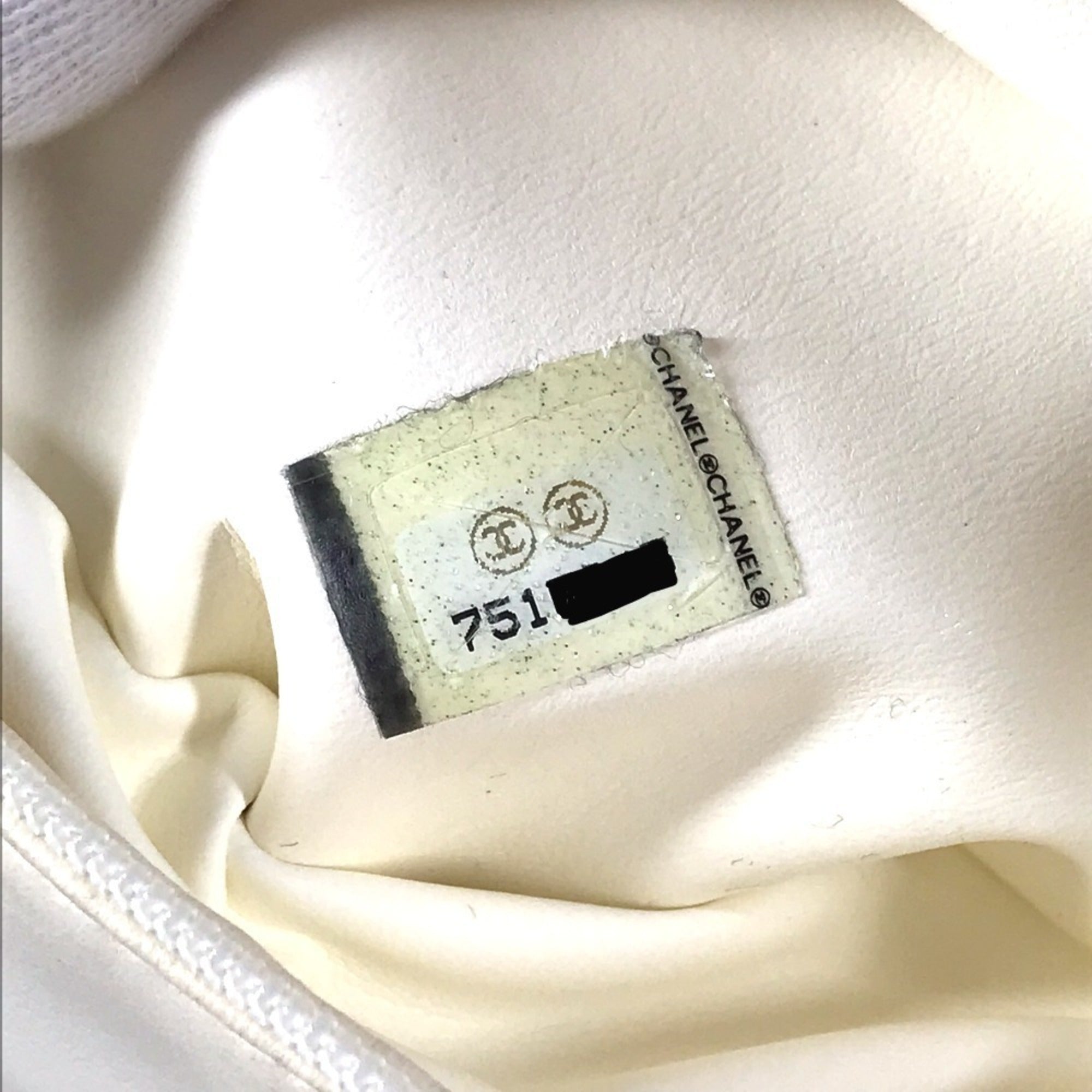 Chanel Navy White Canvas Clutch Bag (Pre-Owned)